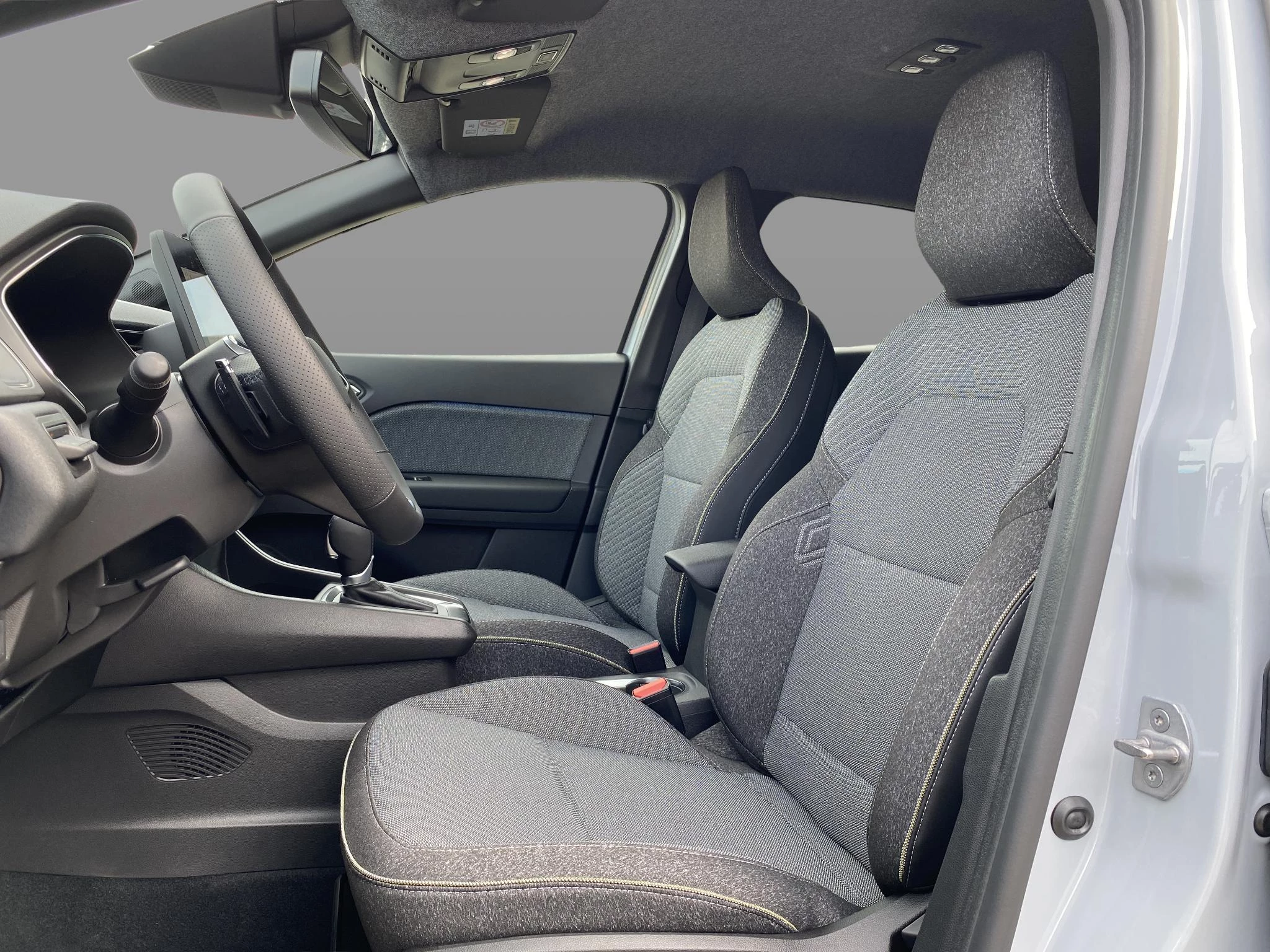 Renault-Captur-image-12