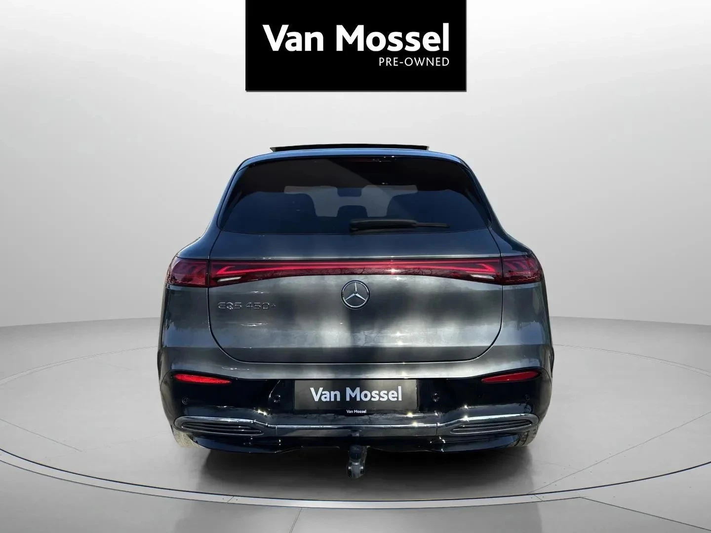 Mercedes-Benz-EQS-image-5