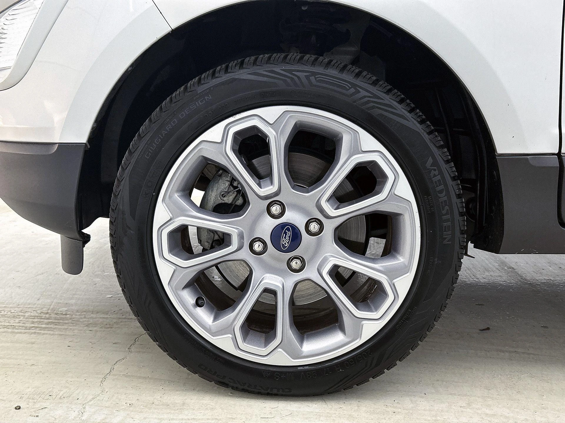 Ford-EcoSport-image-38