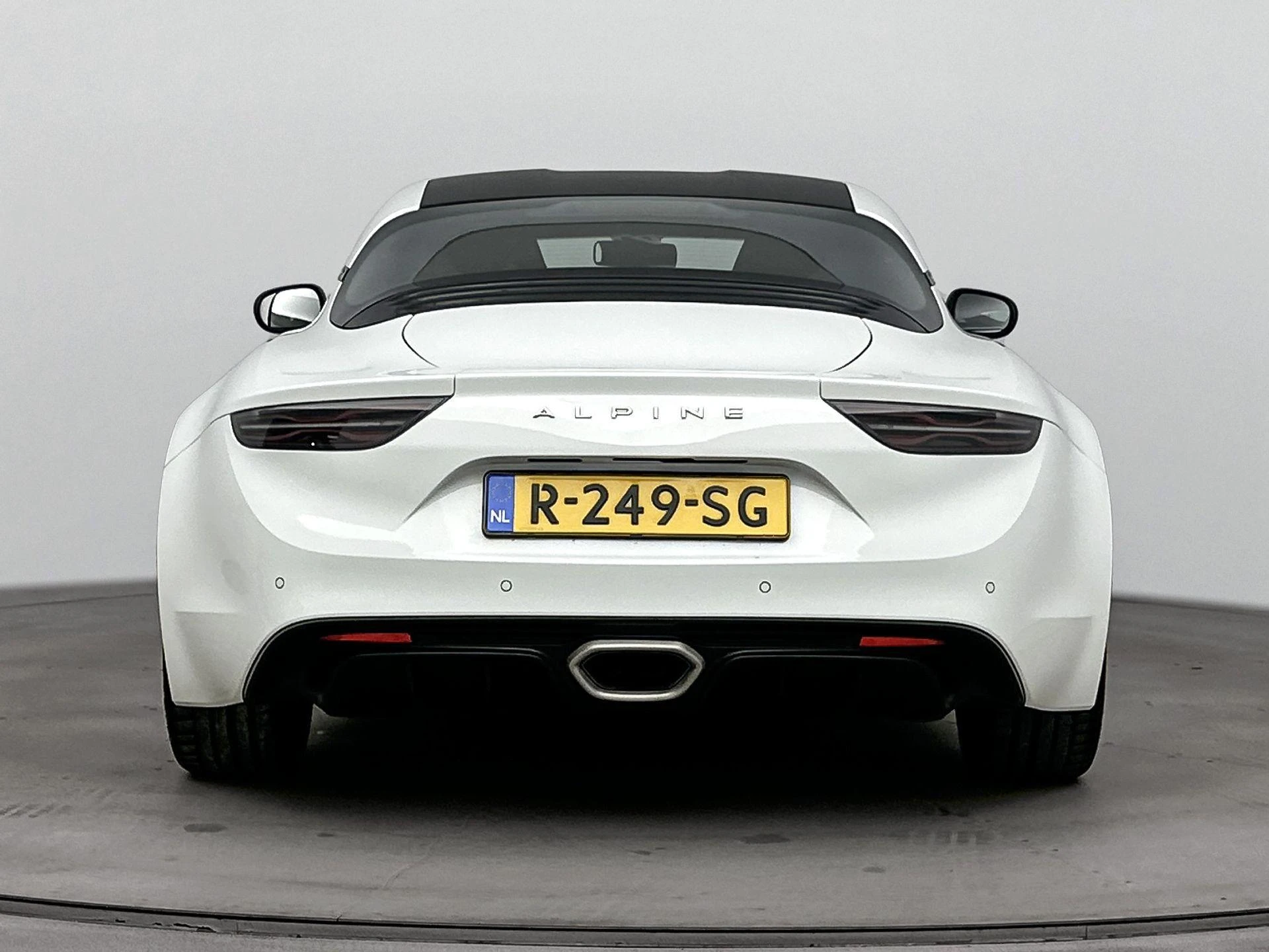 Alpine-A110-image-2