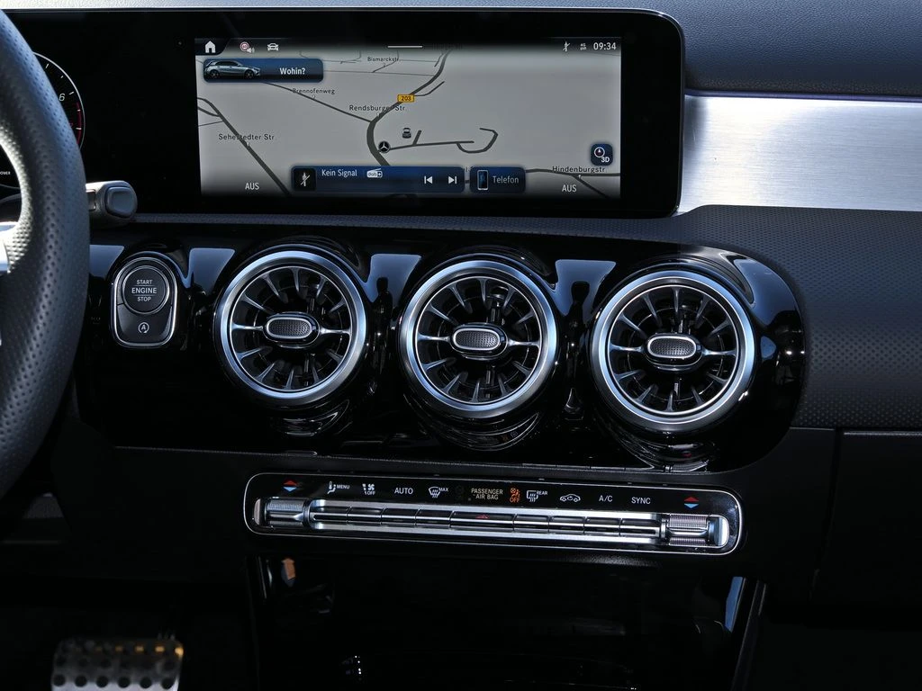 Mercedes-Benz-A-Klasse 200-image-10