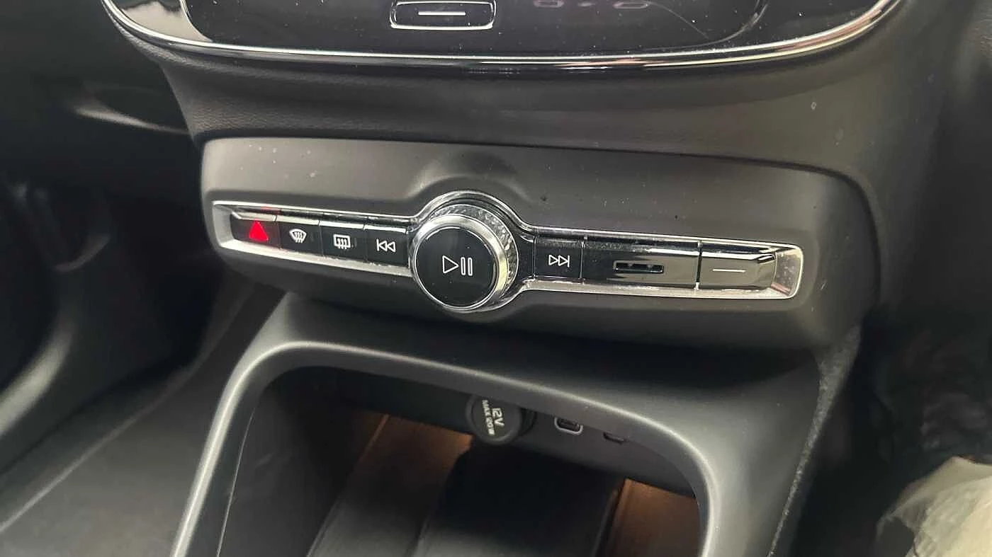Volvo-XC40-image-17