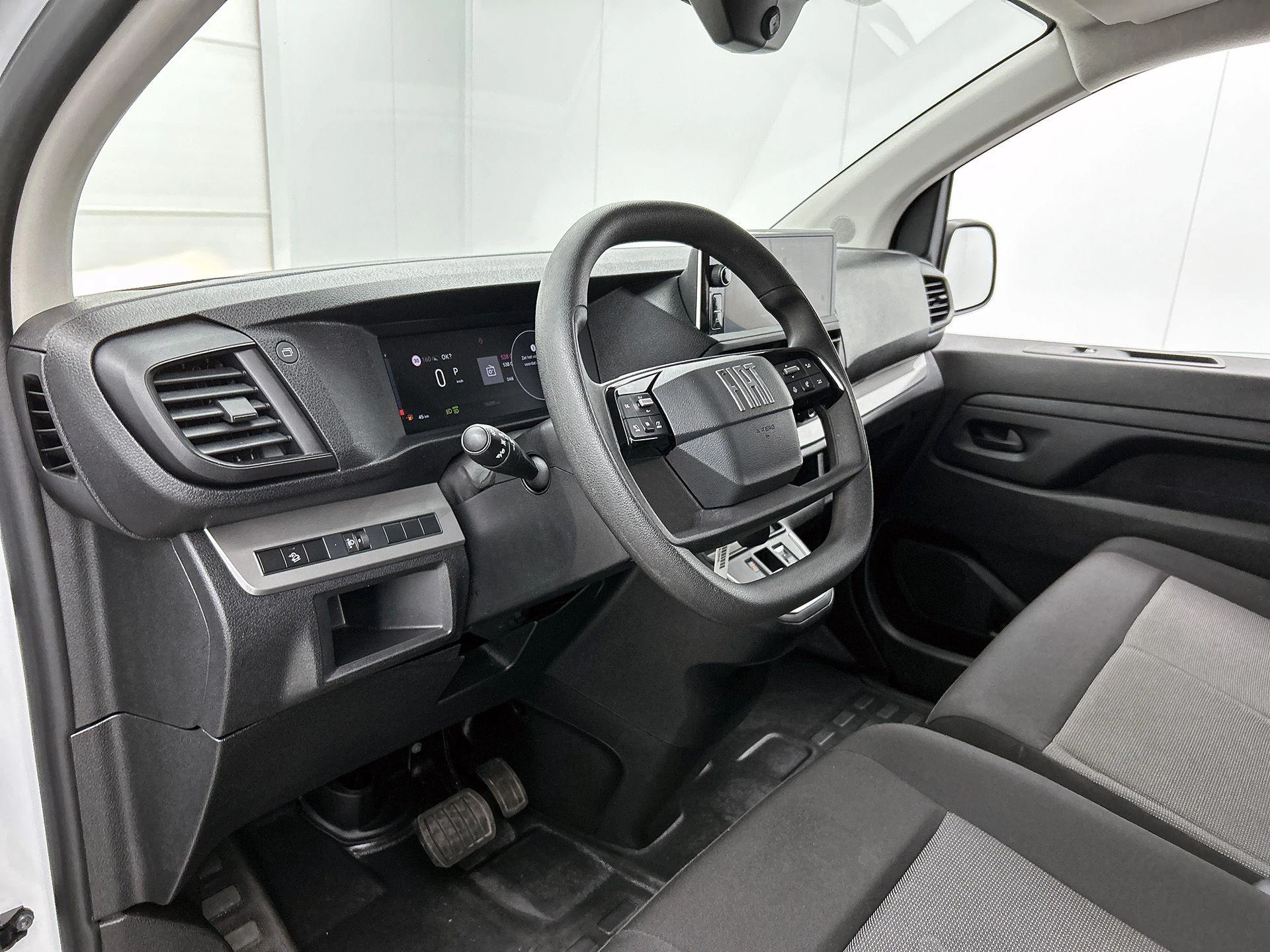Fiat-Scudo-image-13