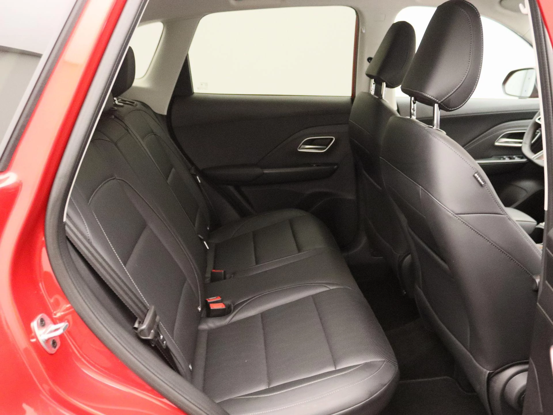 MG-ZS-image-25