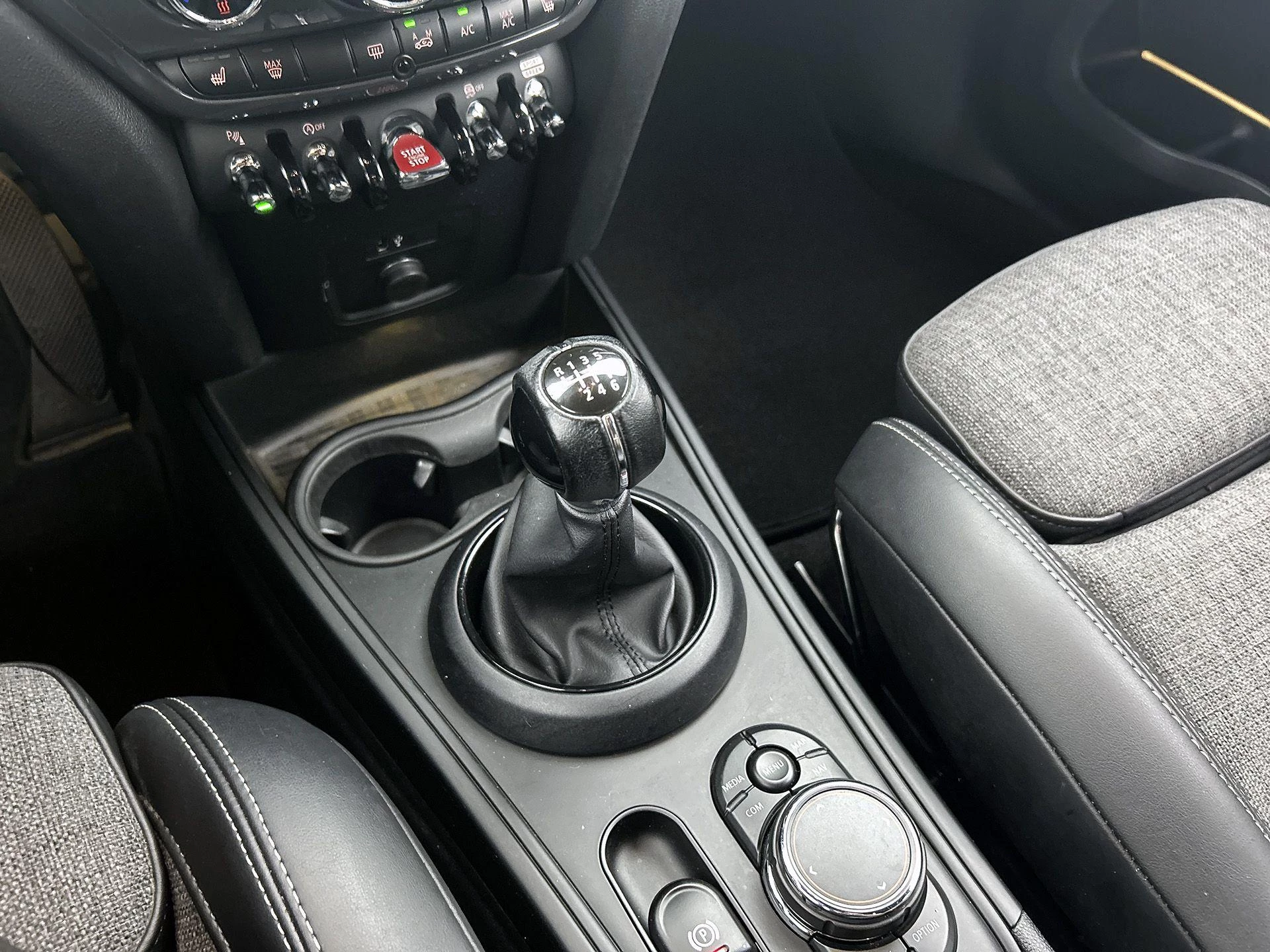MINI Countryman 1.5 Cooper Dutch Made Edition