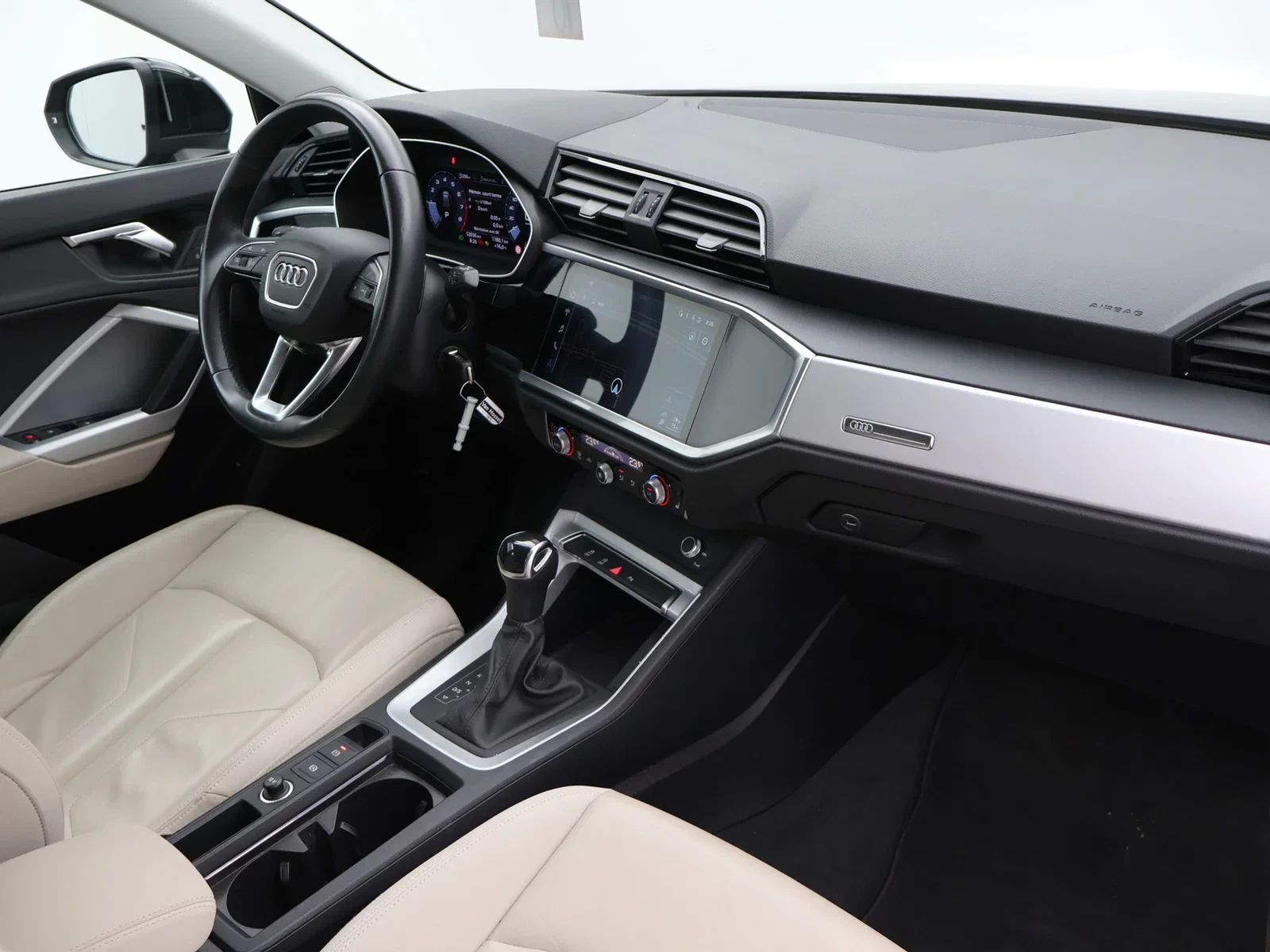 Audi-Q3-image-2