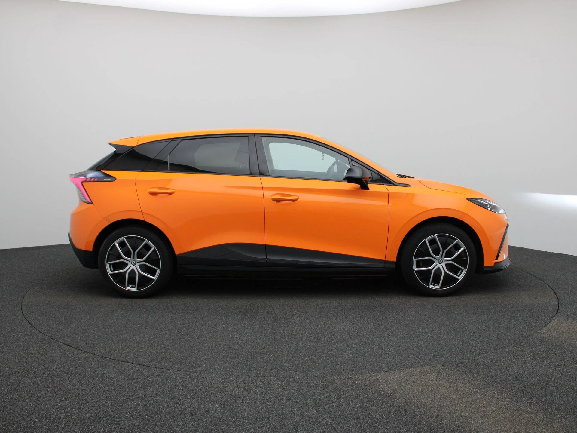 MG-MG4 EV-image-5