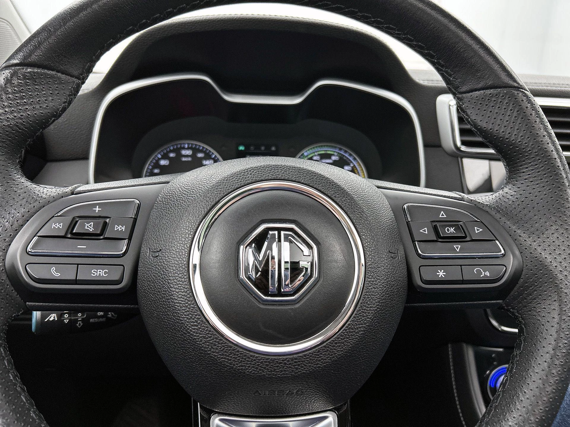 MG ZS EV Luxury 45 kWh