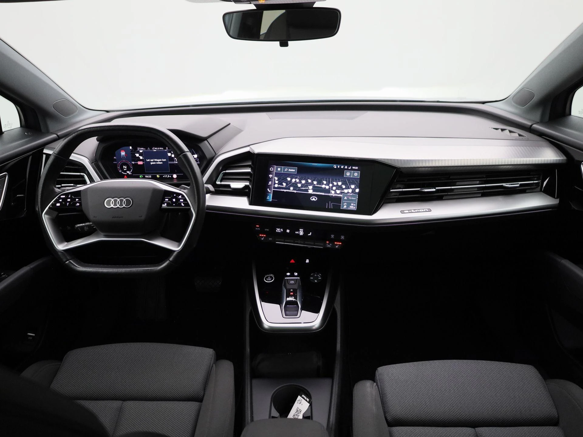 Audi-Q4 e-tron-image-44