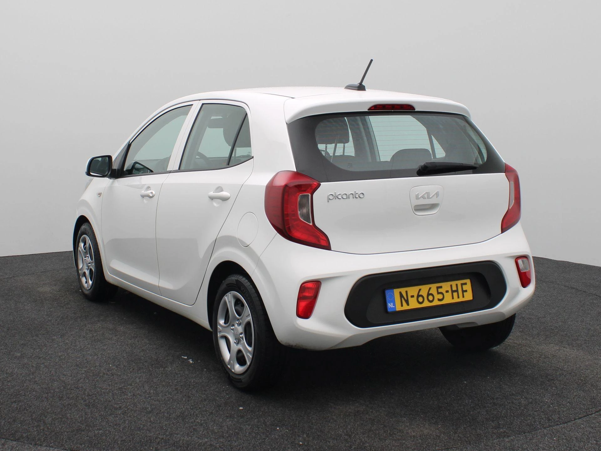 Kia-Picanto-image-3