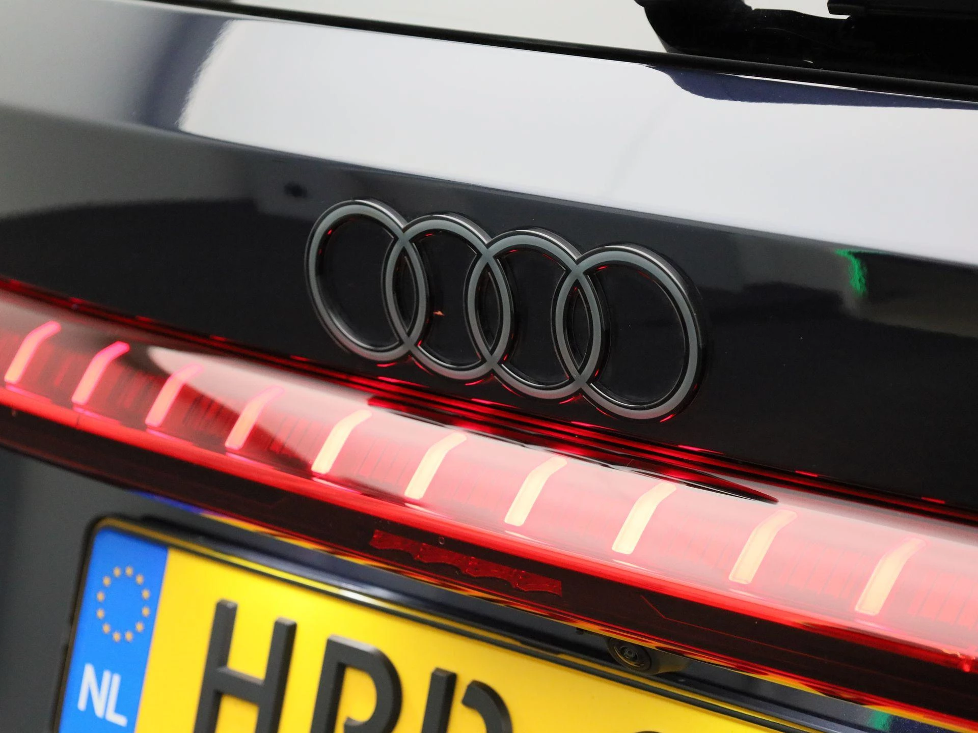 Audi A5 Avant 2.0 e-hybrid quattro S edition Competition