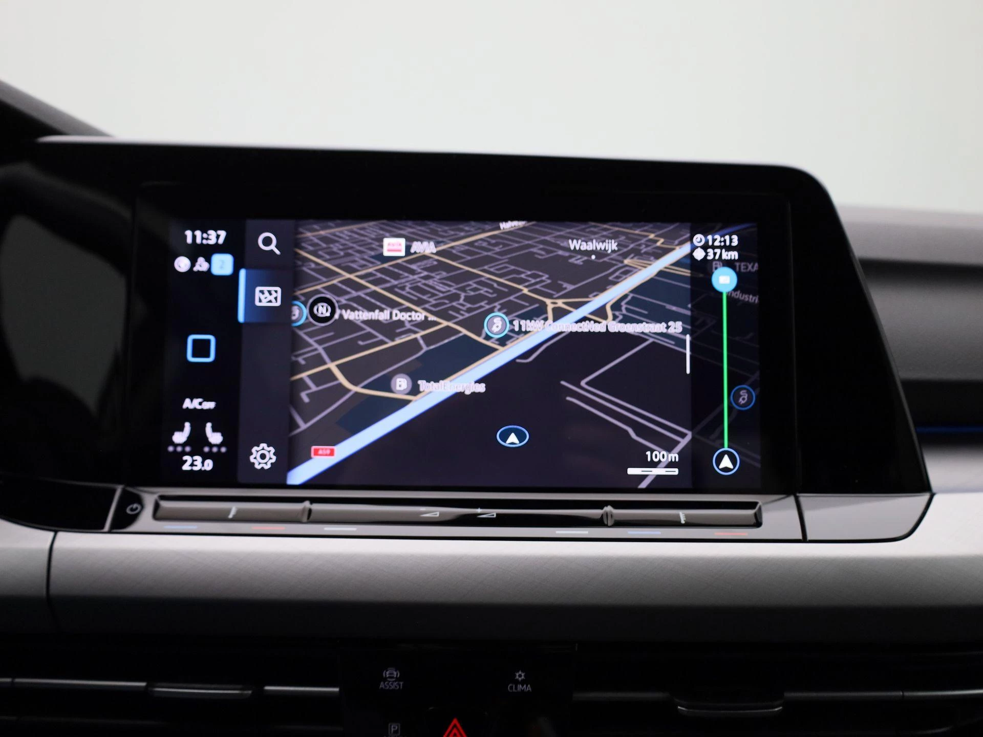 Volkswagen-Golf-image-15