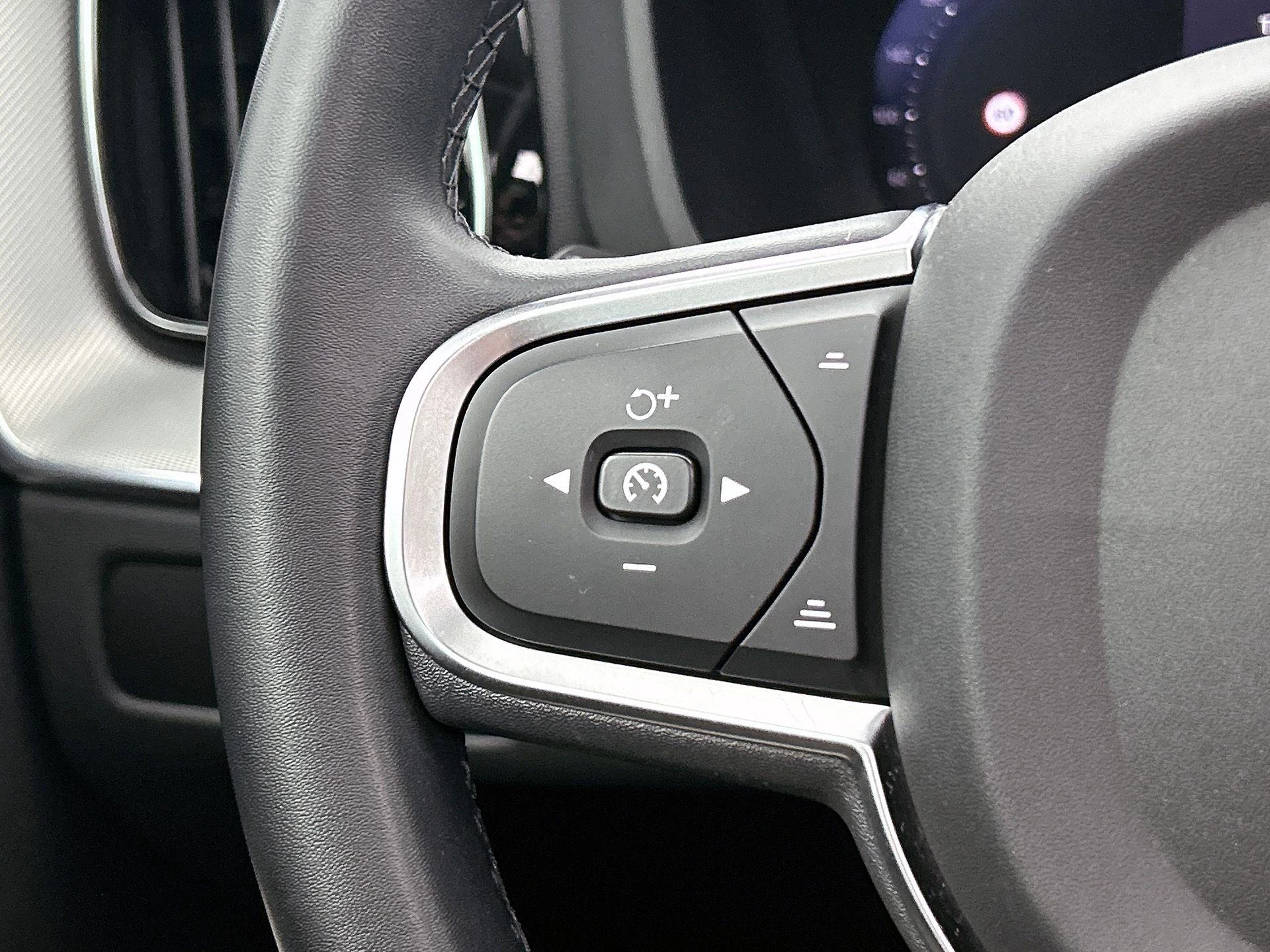 Volvo XC60 T6 PHEV 4x4 Essential Aut.