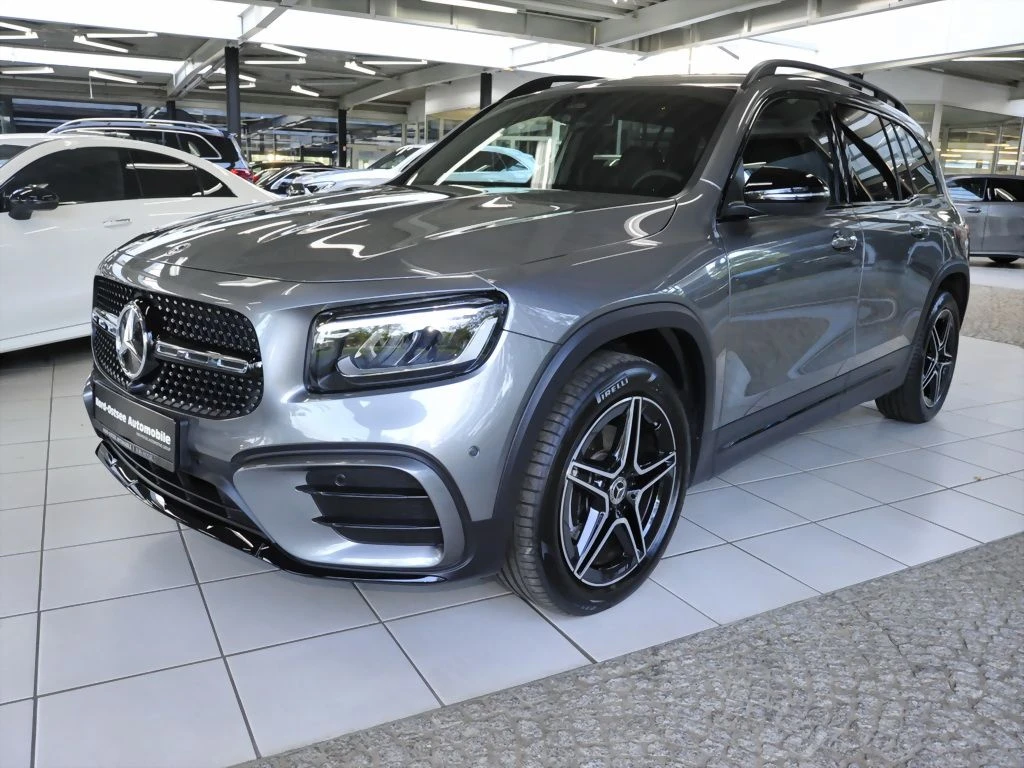 Mercedes-Benz-GLB 200 d-image-7