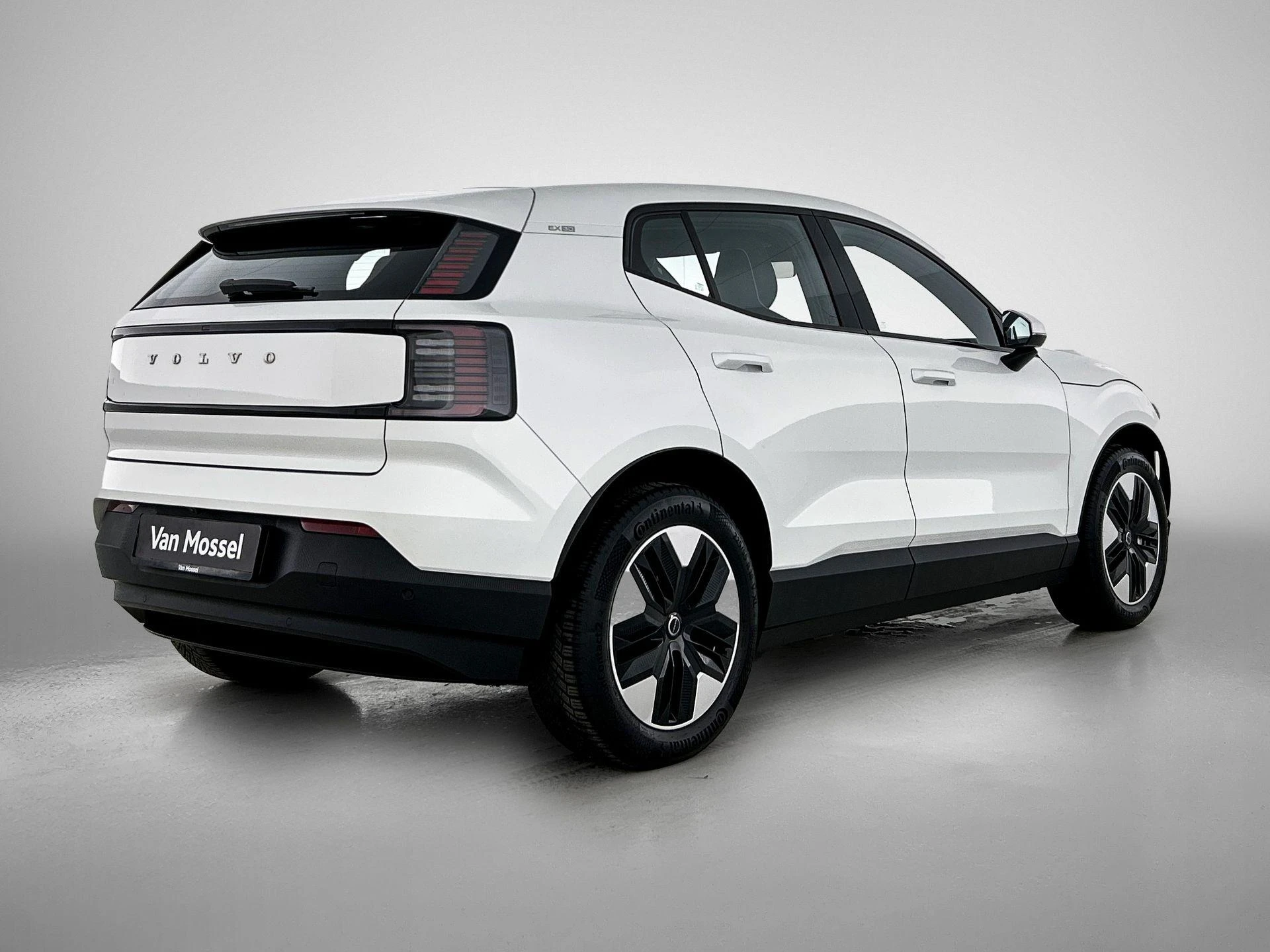 Volvo-EX30-image-3
