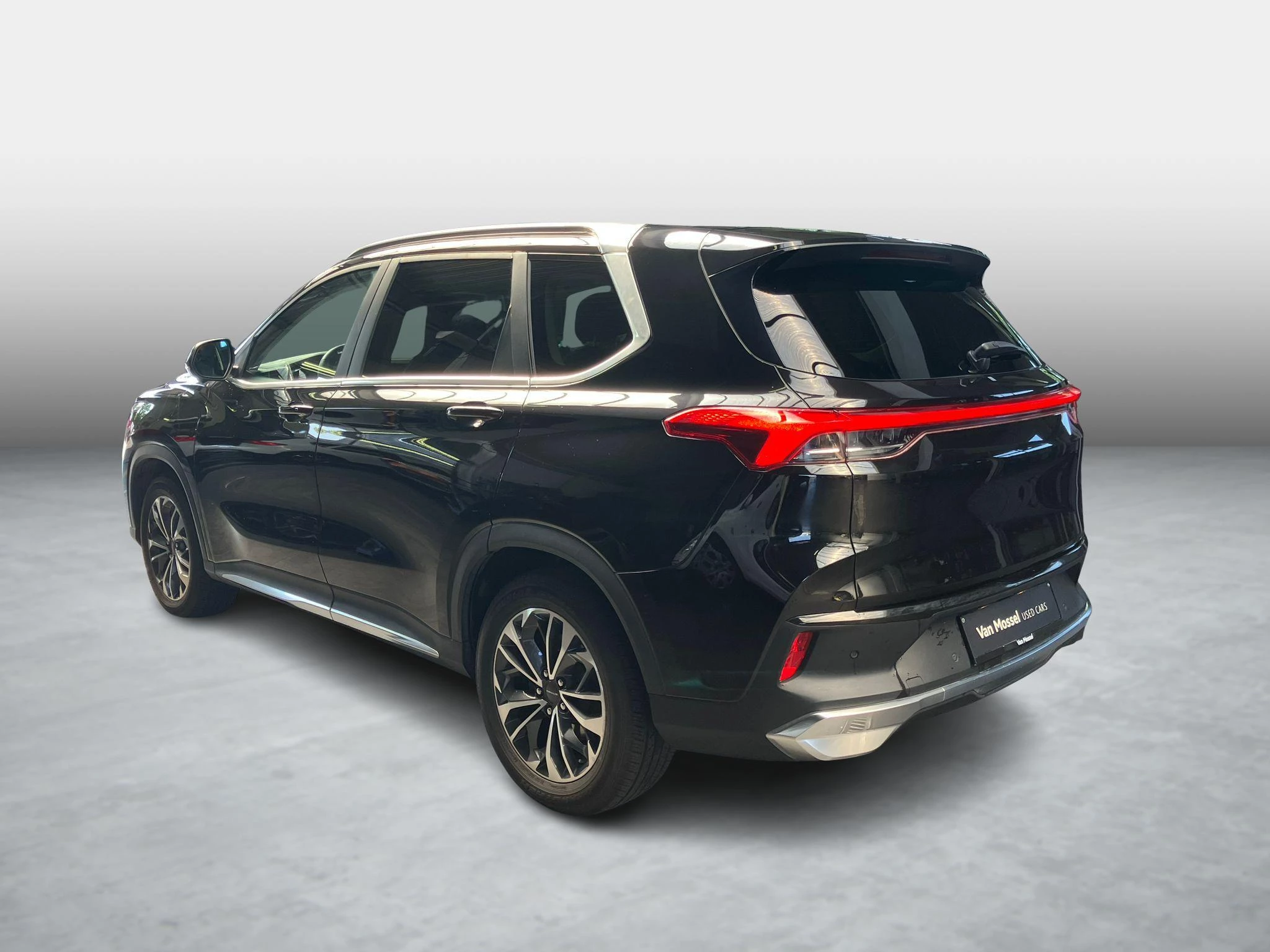 Maxus-eUNIQ6-image-4