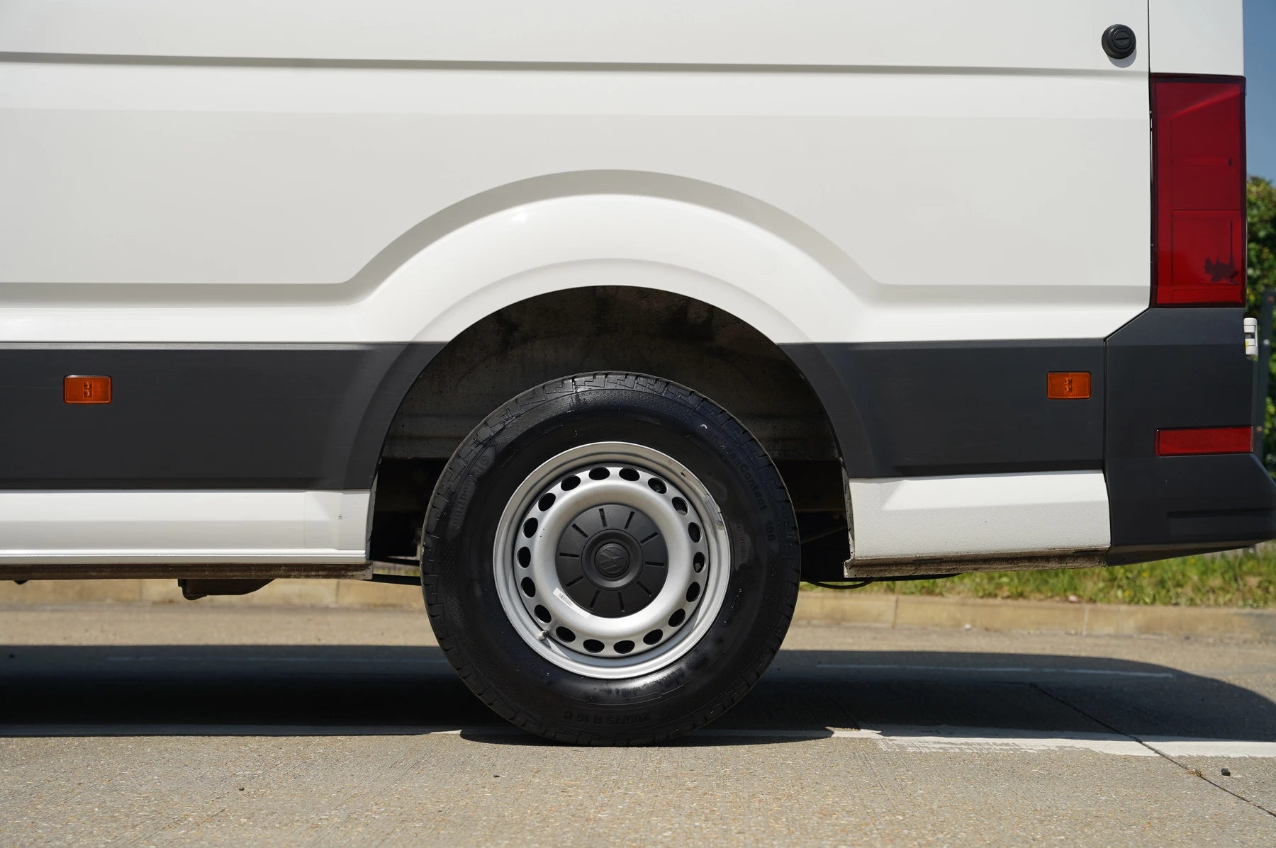 Volkswagen-Crafter-image-32