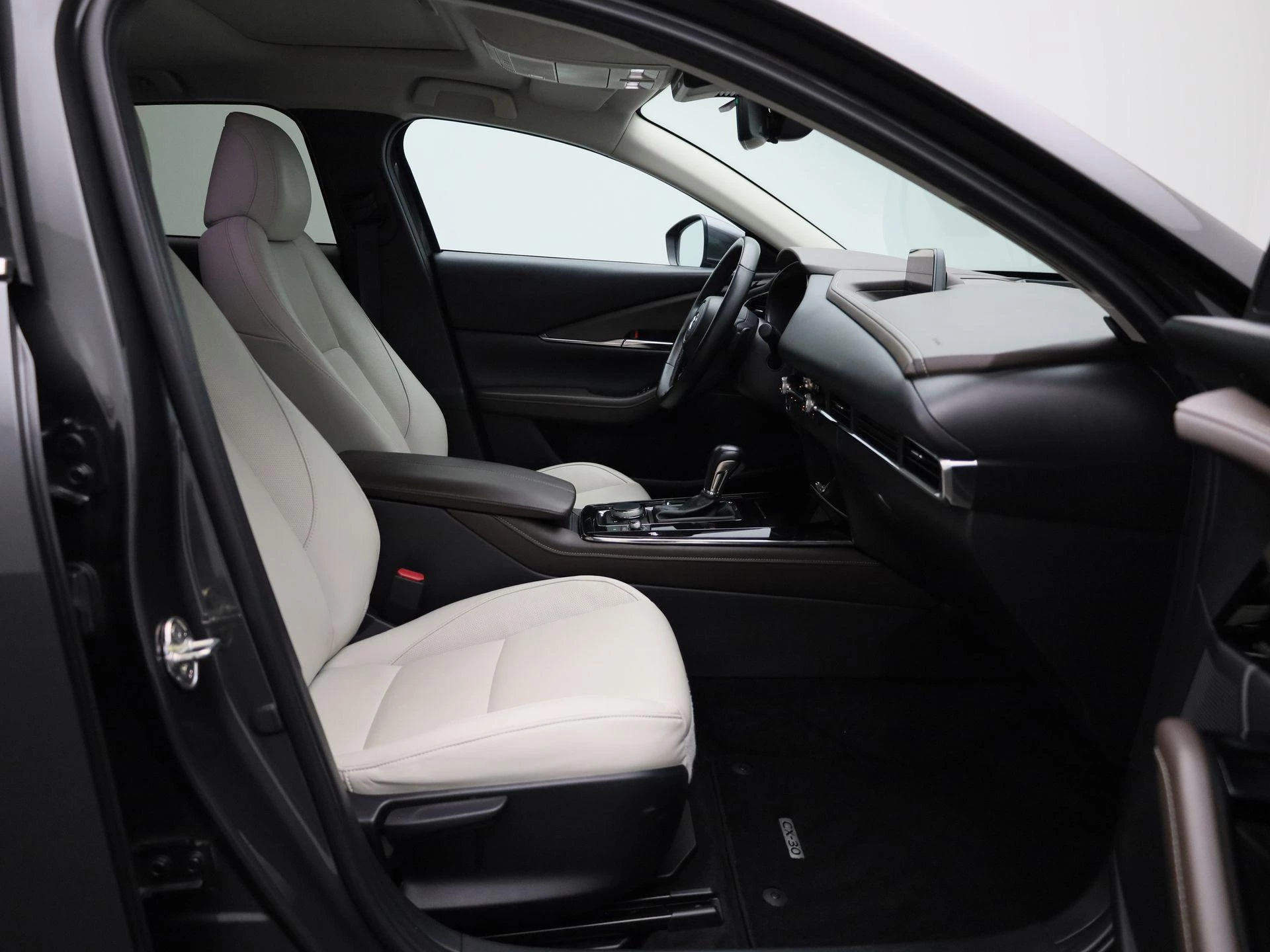 Mazda-CX-30-image-35