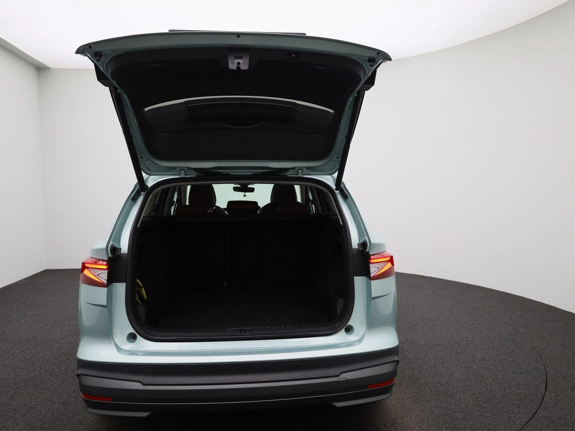 Škoda-Enyaq iV-image-10