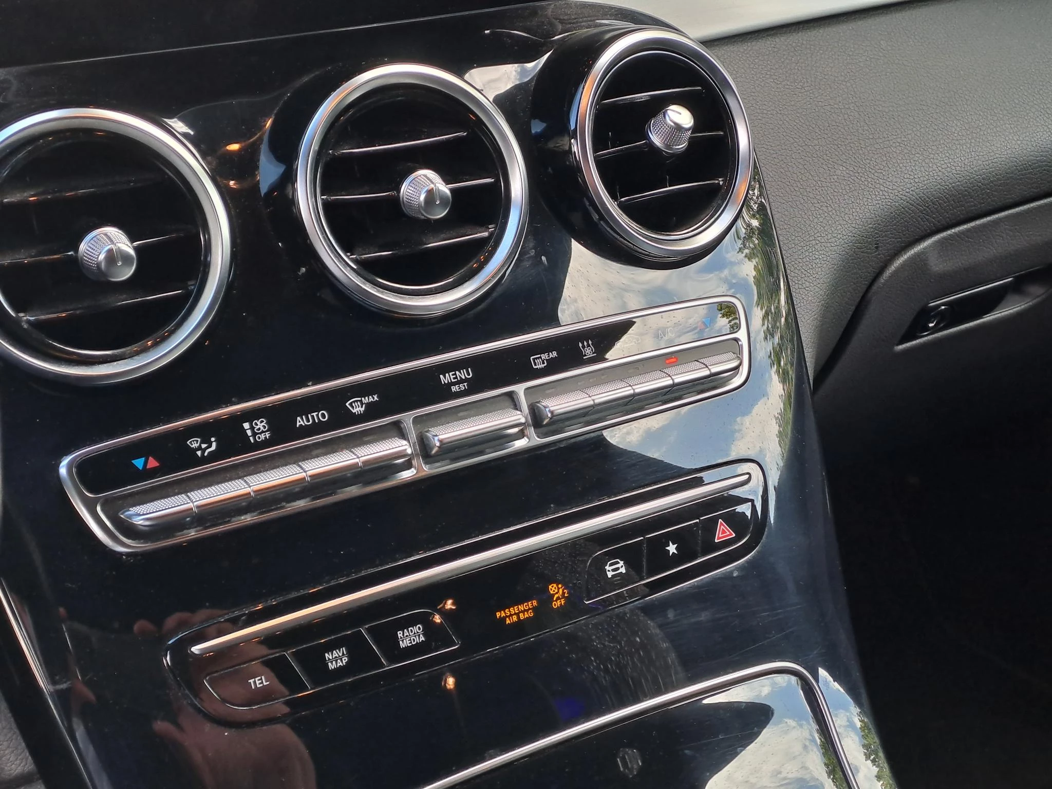 Mercedes-Benz GLC 300e 4MATIC AMG Line
