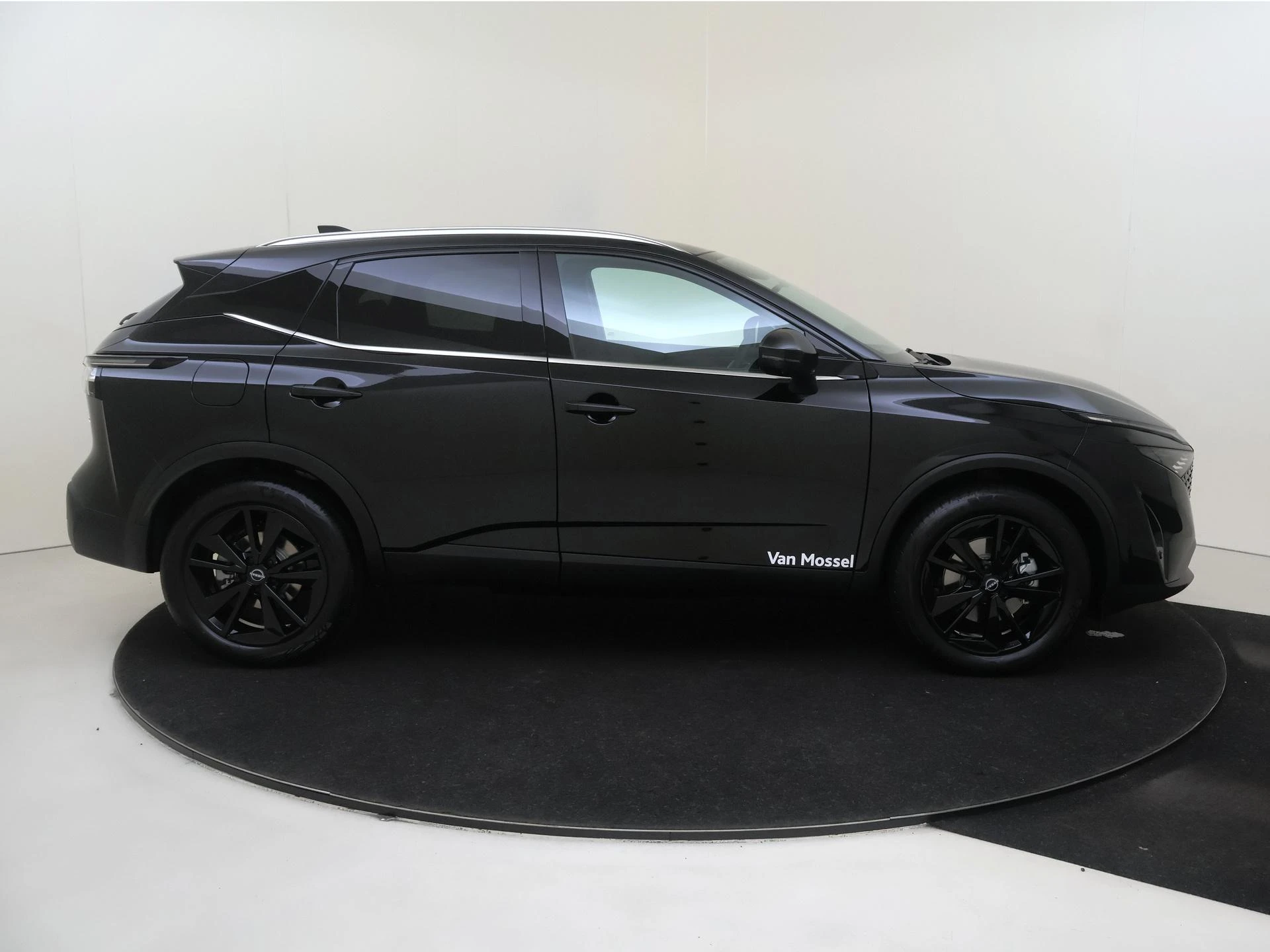 Nissan-QASHQAI-image-8