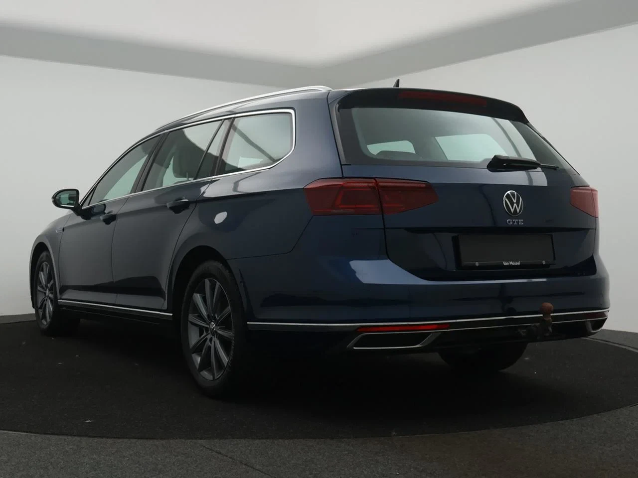 Volkswagen Passat Variant GTE Passat GTE 1.4 eHybrid PHEV 218PK *AUTOMAAT*TREKHAAK*WIT LEDER*ALCANTARA*CAMERA*ACC*NAVI*APP-CONNECT*...*
