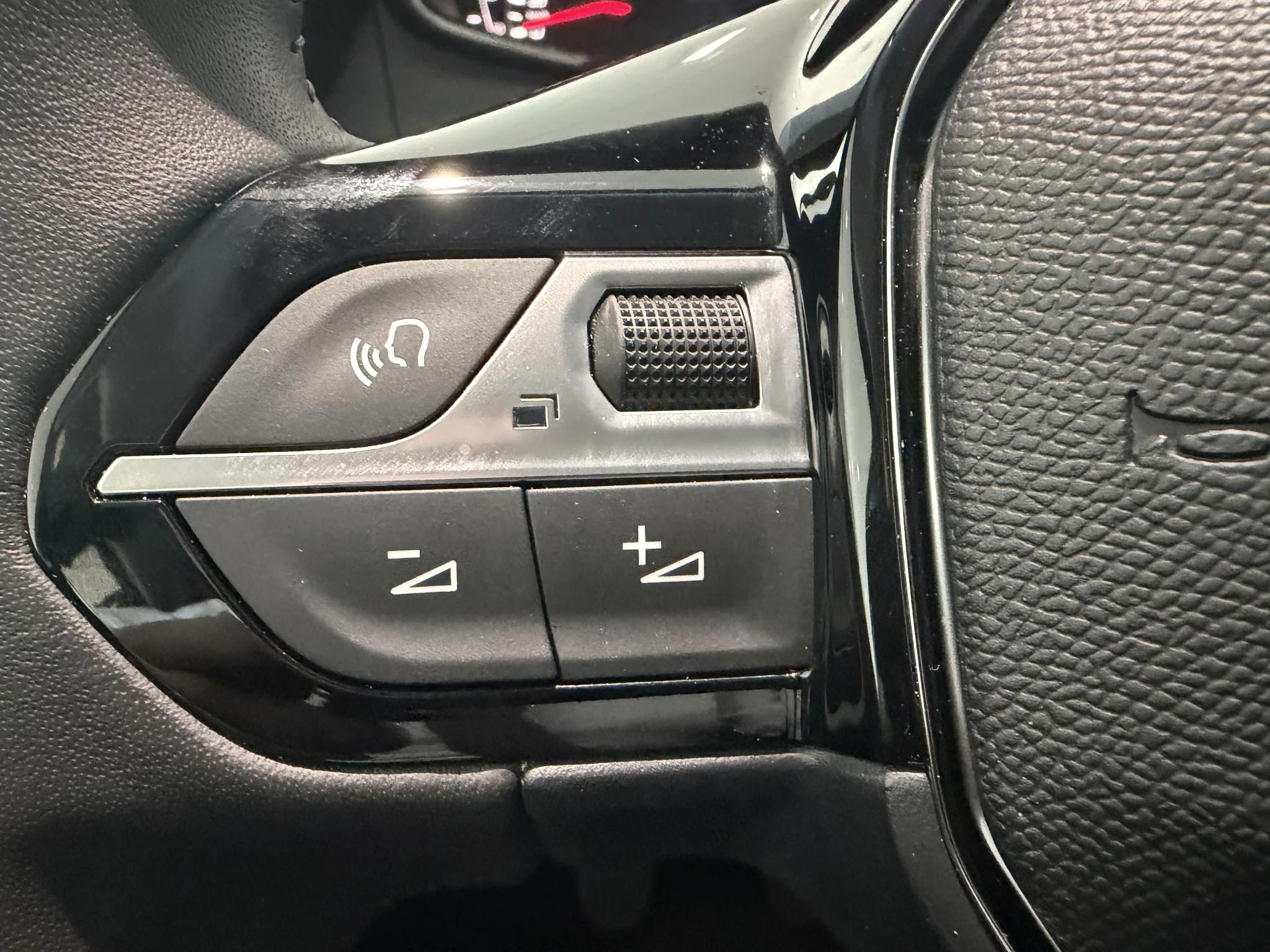 Peugeot 208 1.2 100 Style Edition