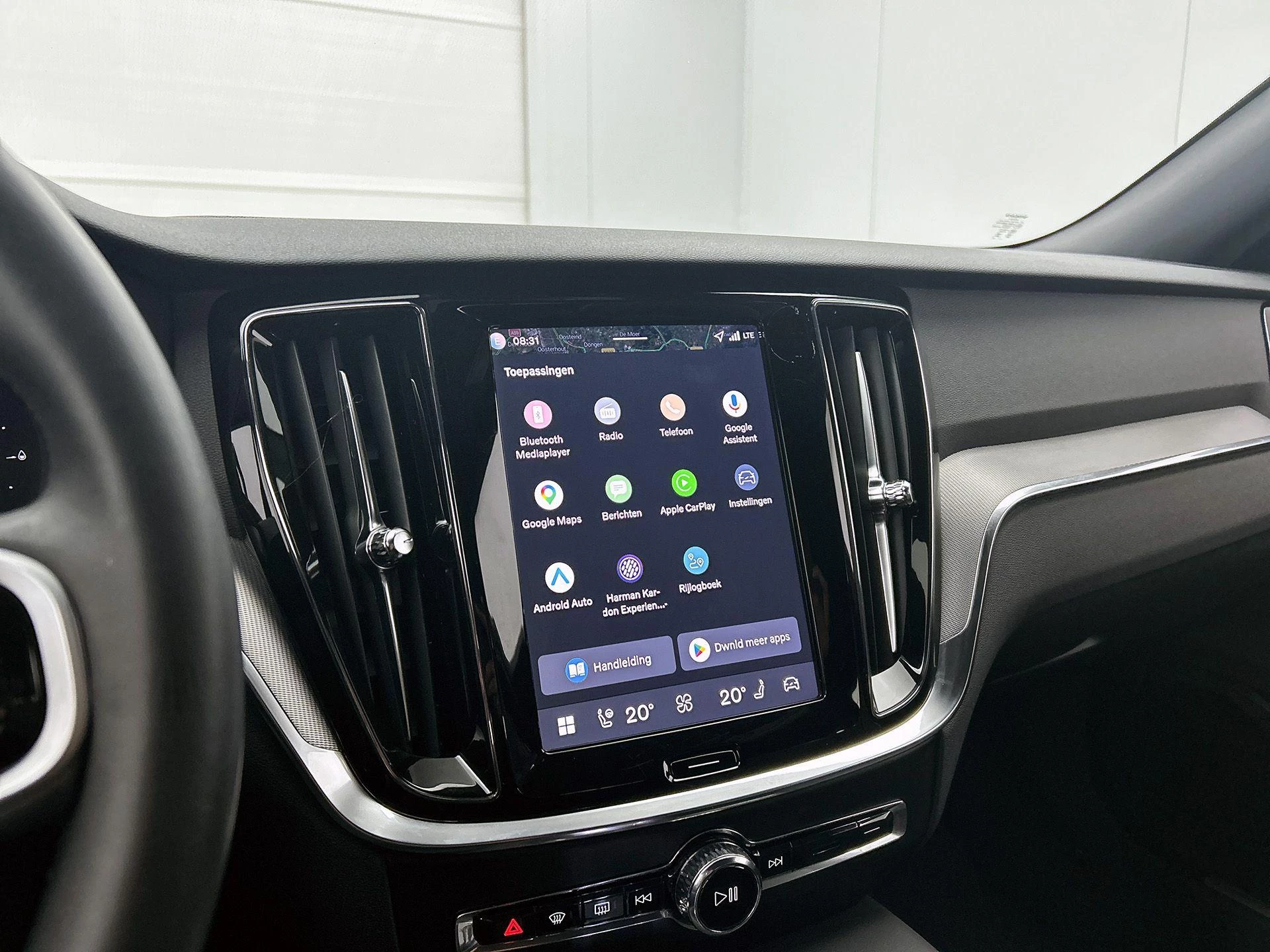 Volvo-V60-image-6