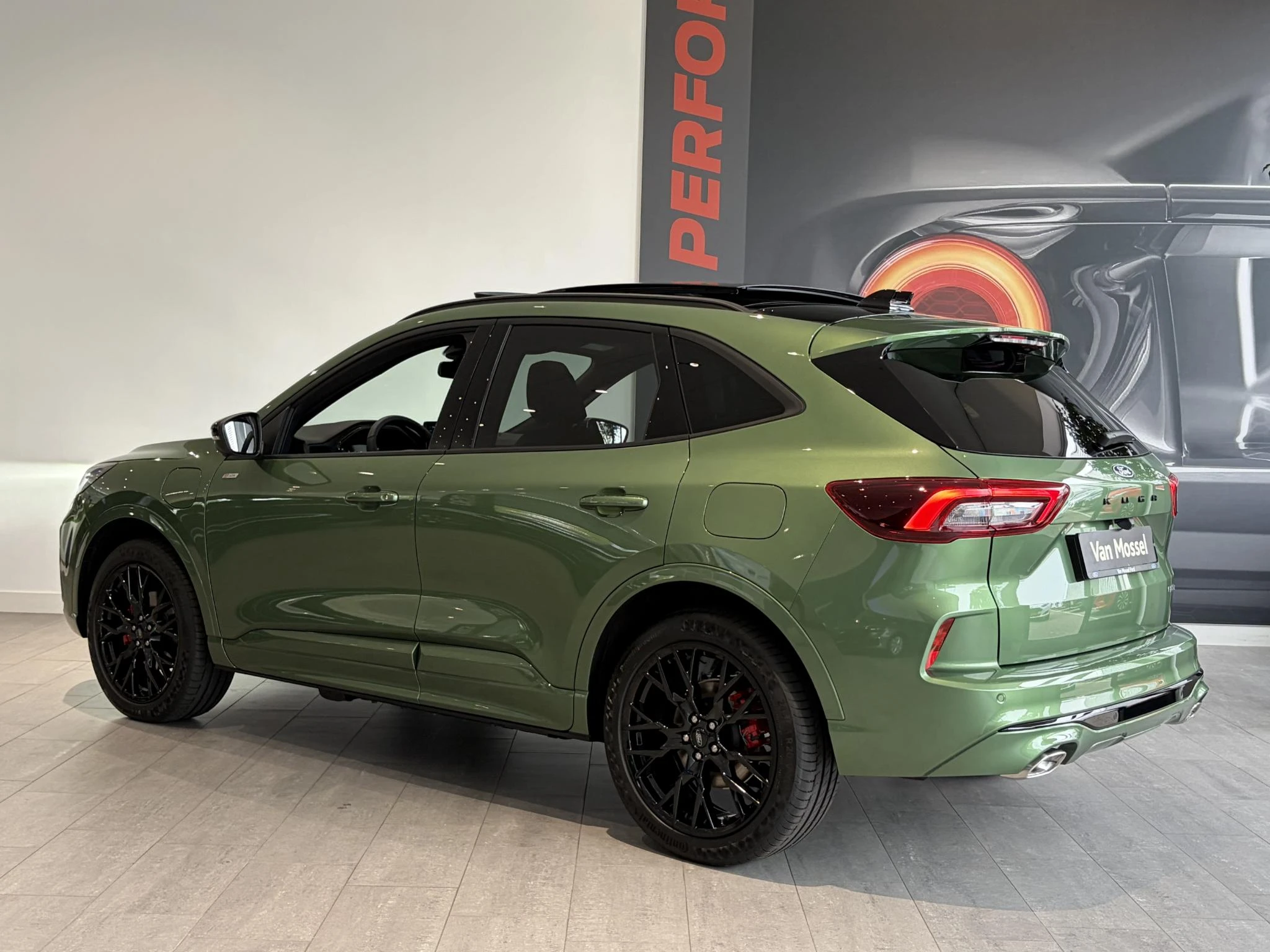 Ford-Kuga-image-2