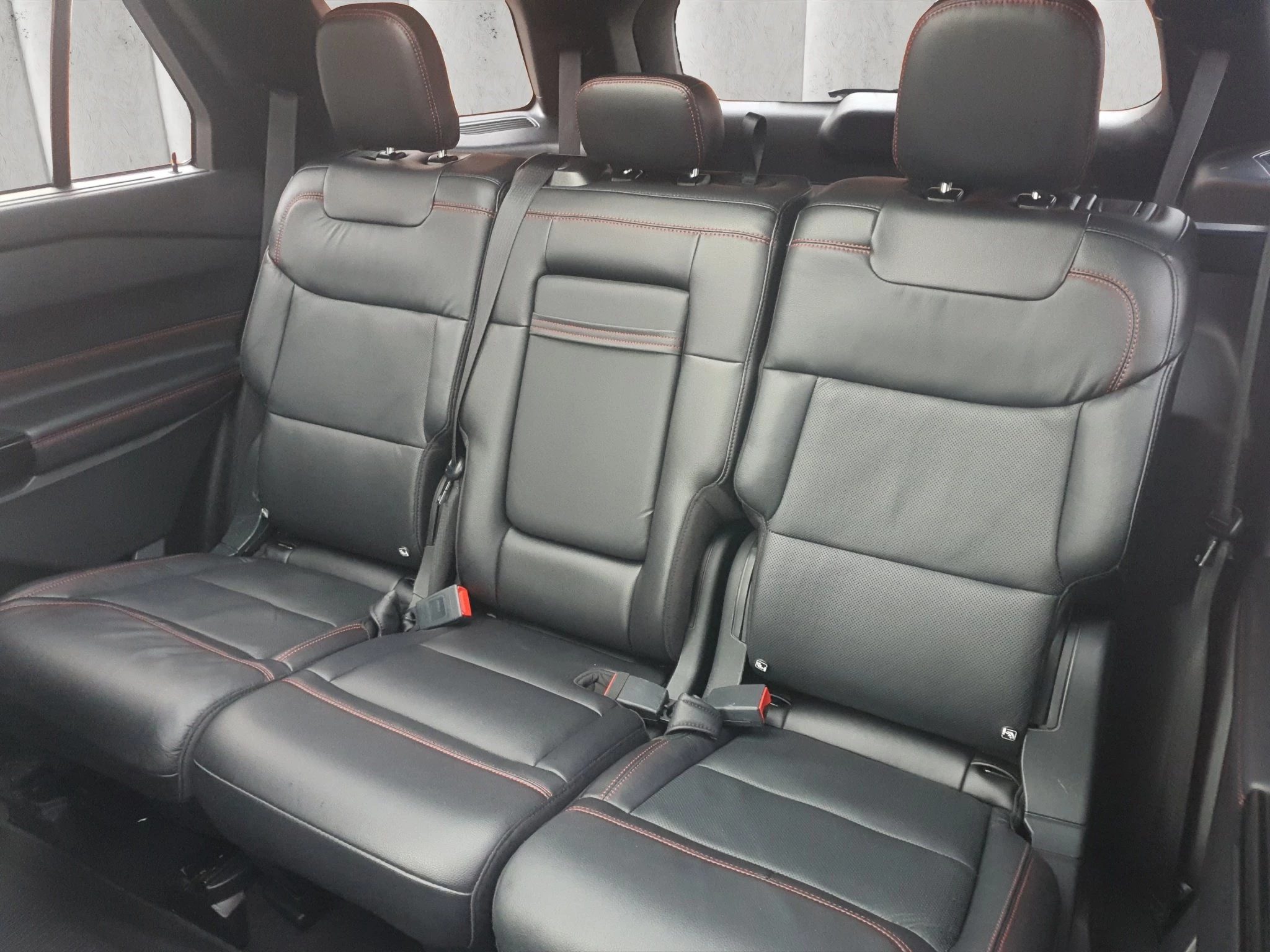 Ford-Explorer-image-10