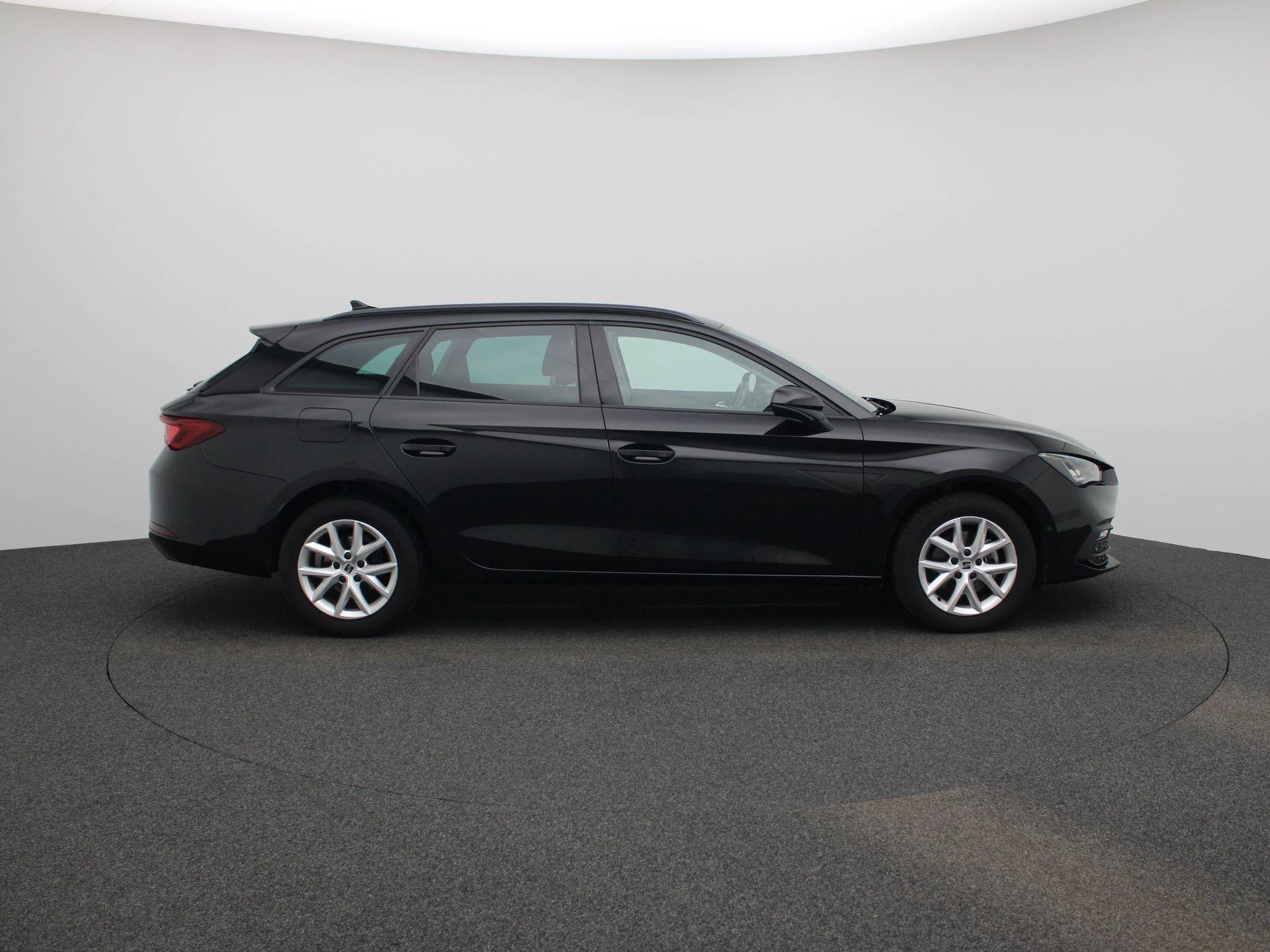 SEAT-Leon-image-5