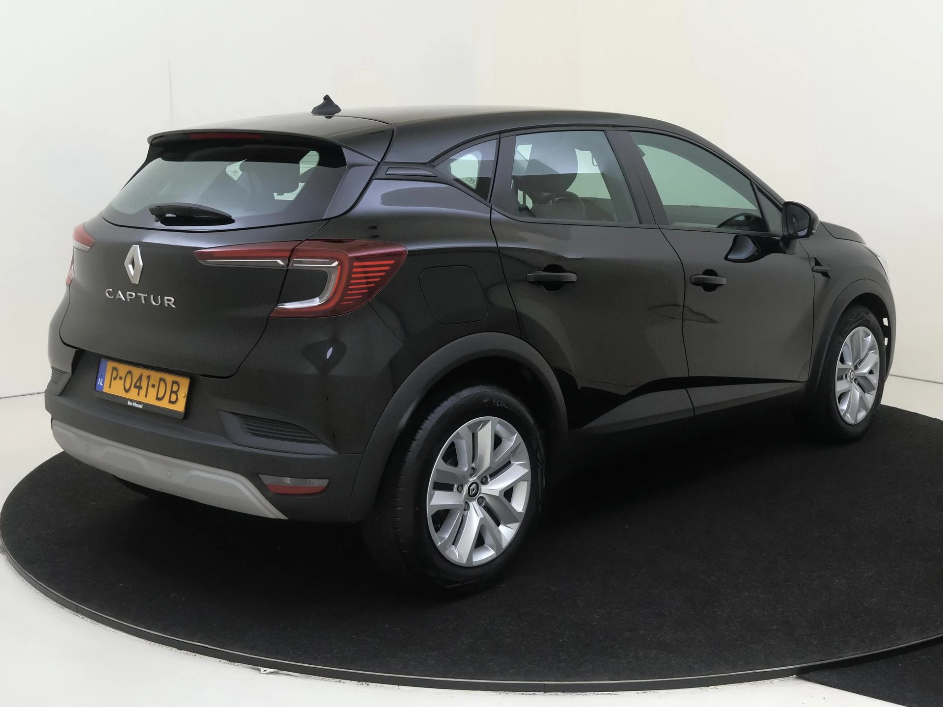 Renault-Captur-image-3