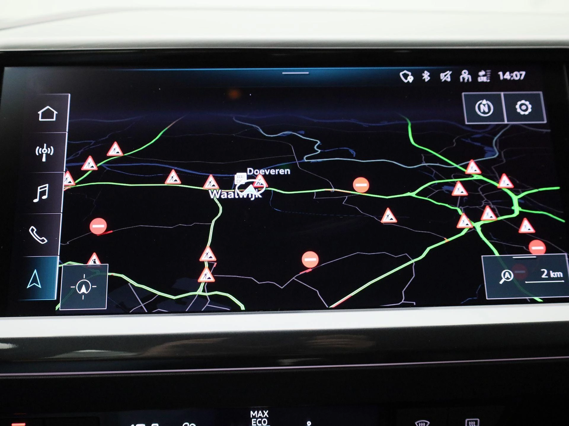 Audi-Q4 e-tron-image-28