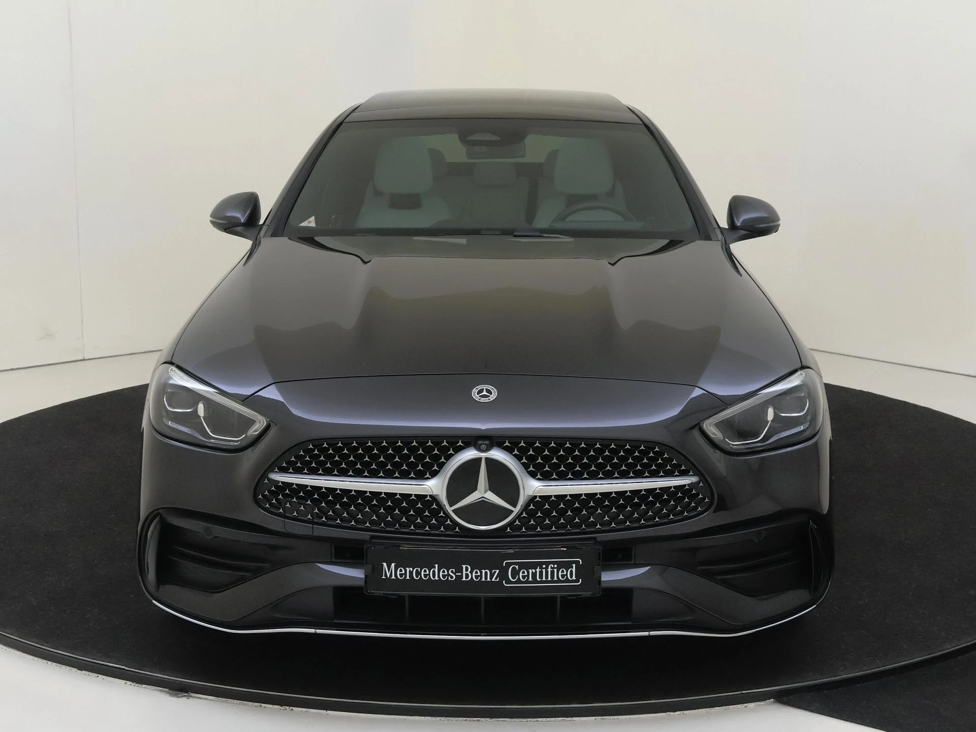 Mercedes-Benz-C-Klasse-image-5