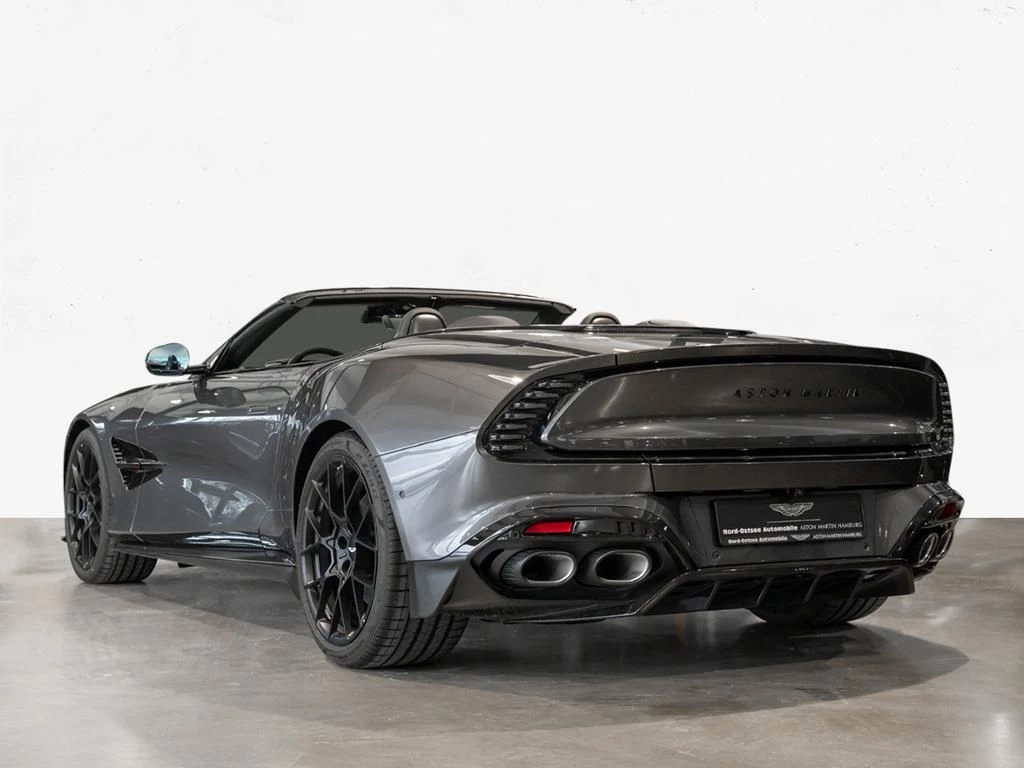 Aston Martin-Vanquish-image-1