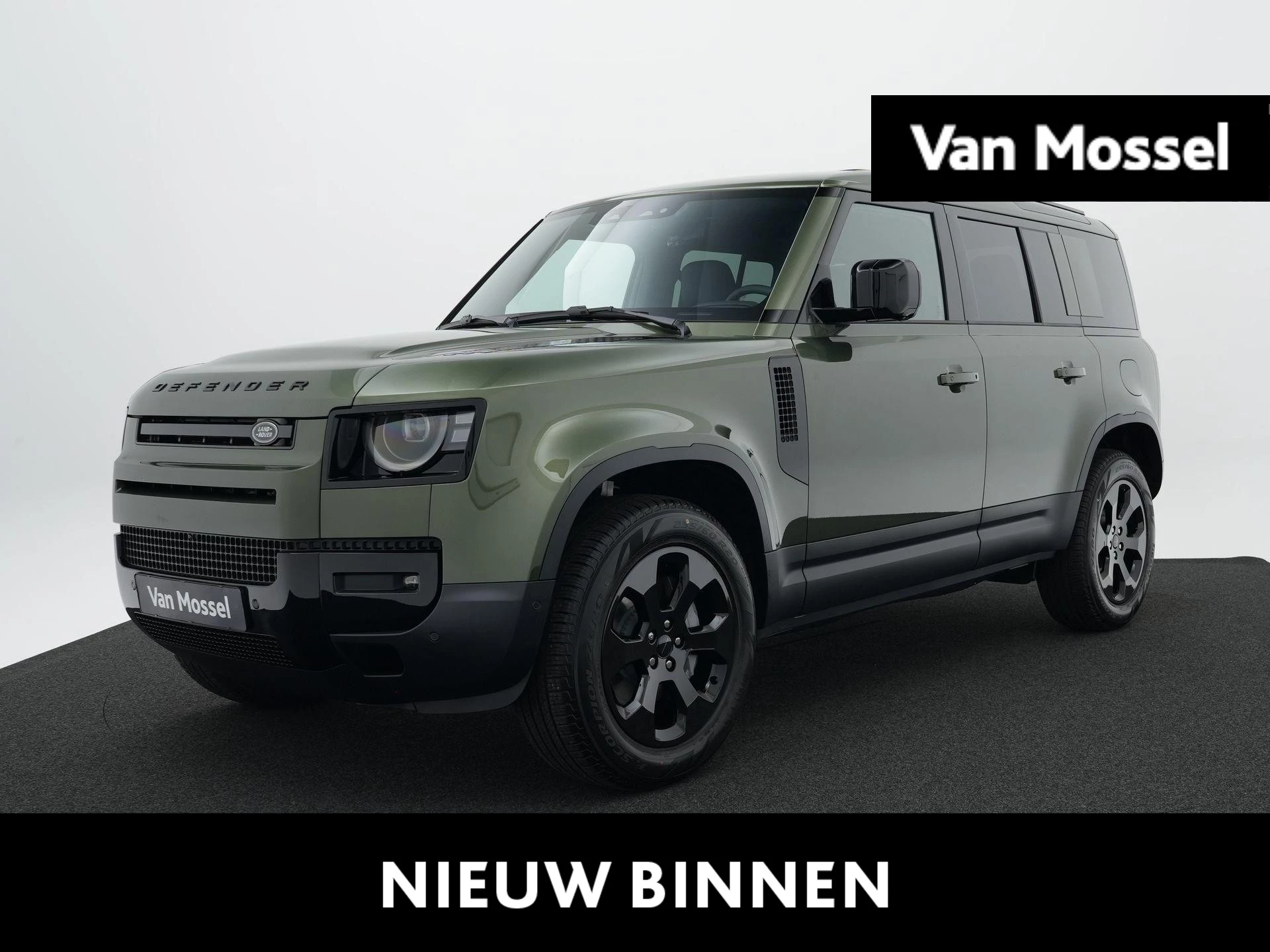Land Rover-Defender-image-0