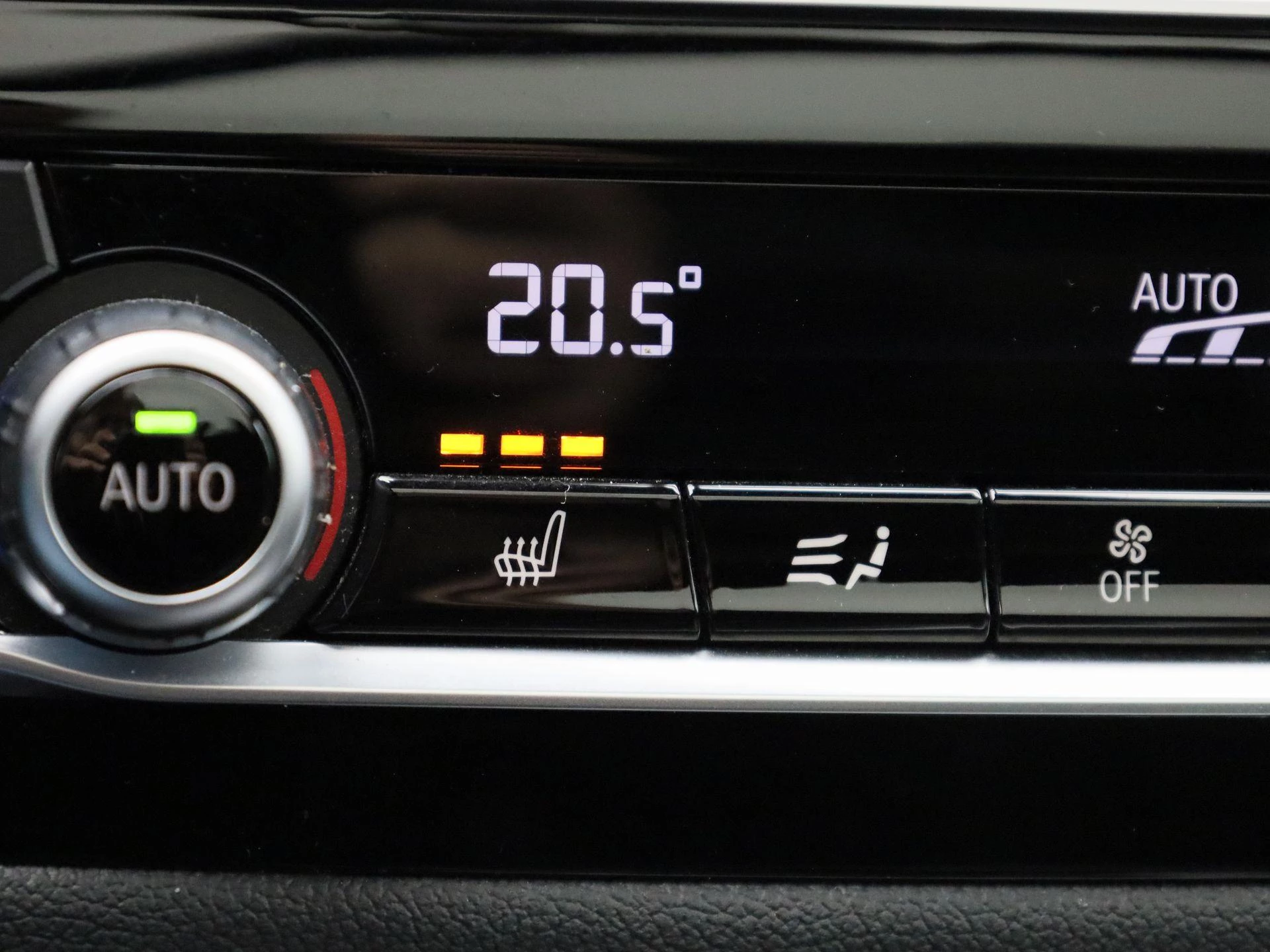 BMW X3 sDrive18d (110 kW)
