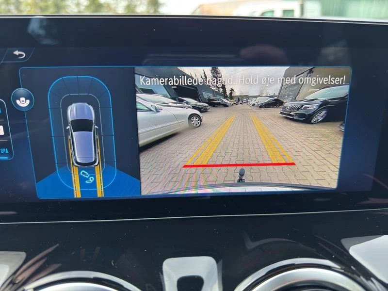 Mercedes-Benz GLA 200 PROGRESSIVE AHK SHZ MBUX KLIMA NAVI Progressive