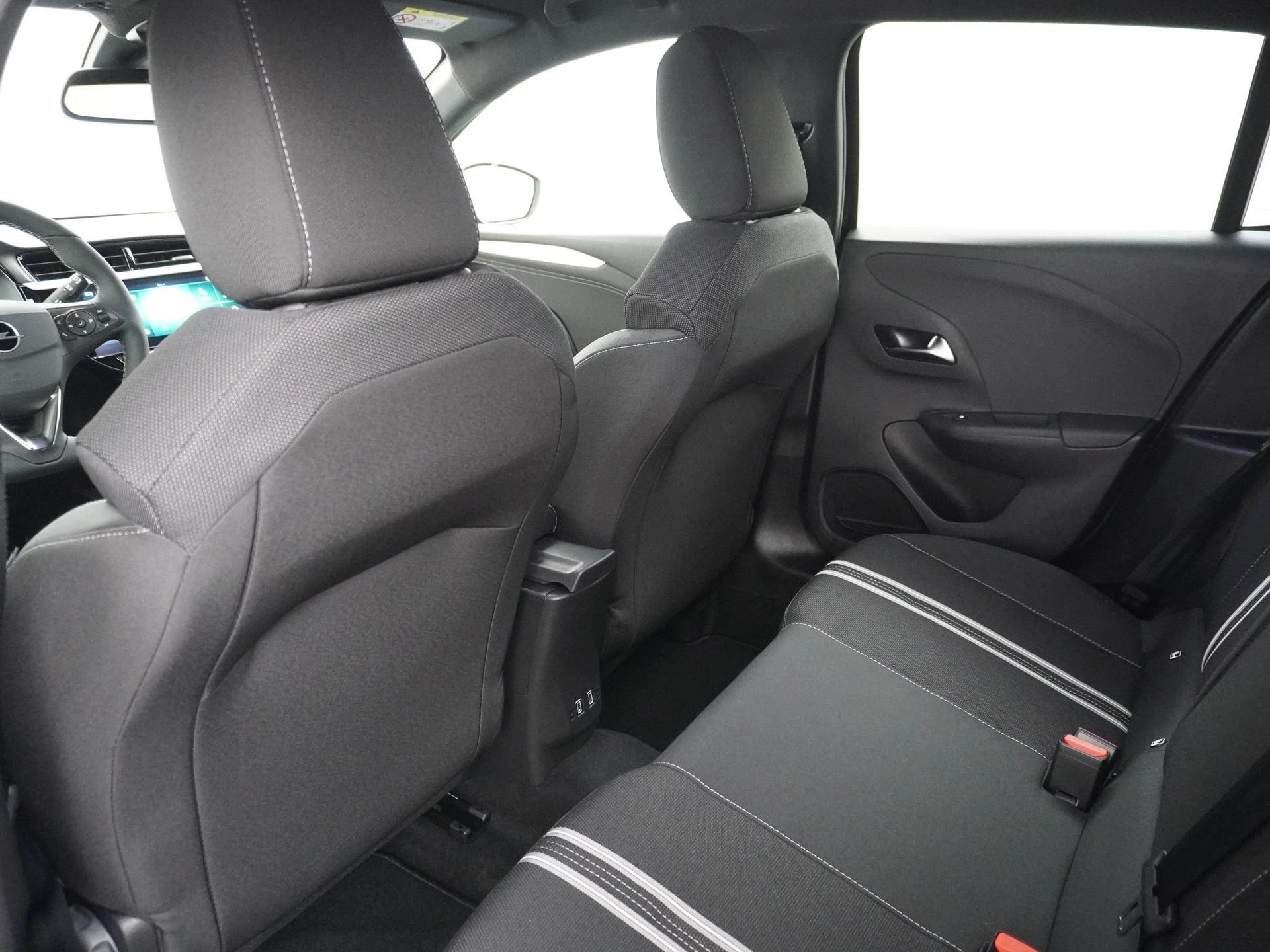 Opel-Corsa-image-14