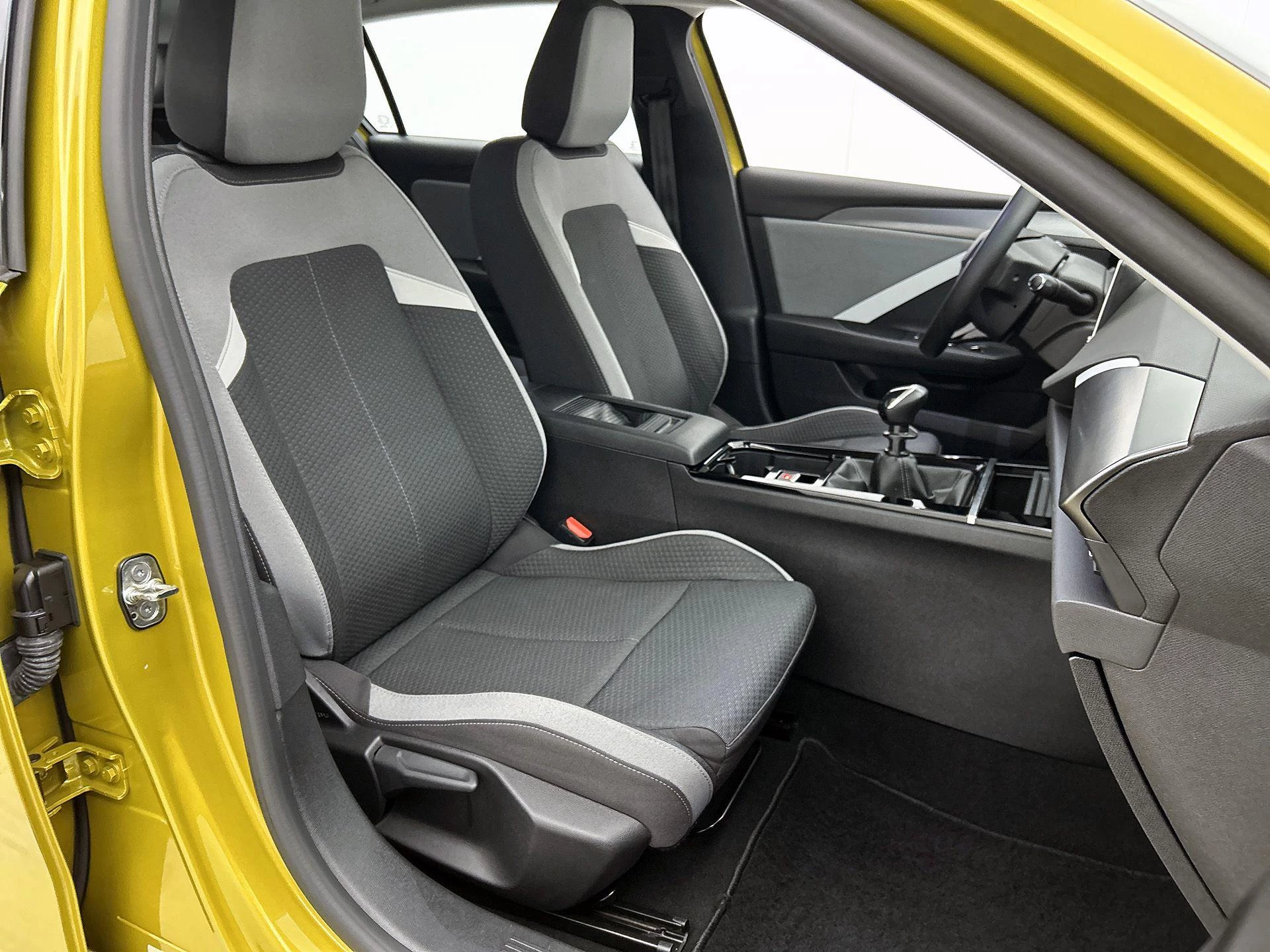 Opel-Astra-image-36