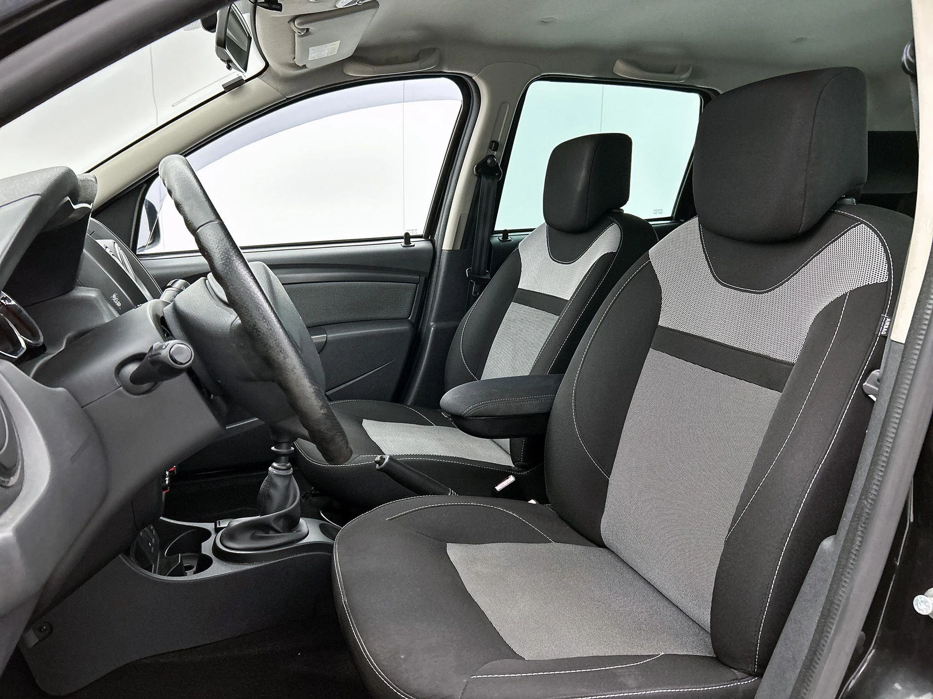 Dacia-Duster-image-30