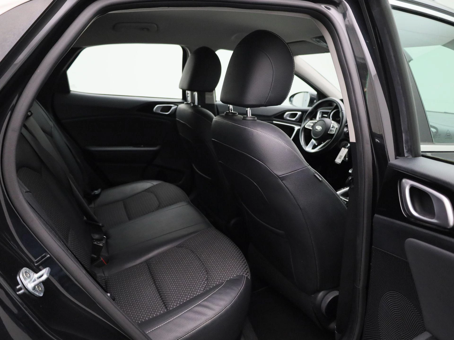 Kia-XCeed-image-17