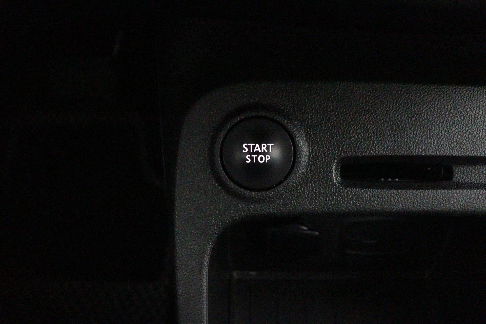 Renault-Captur-image-47