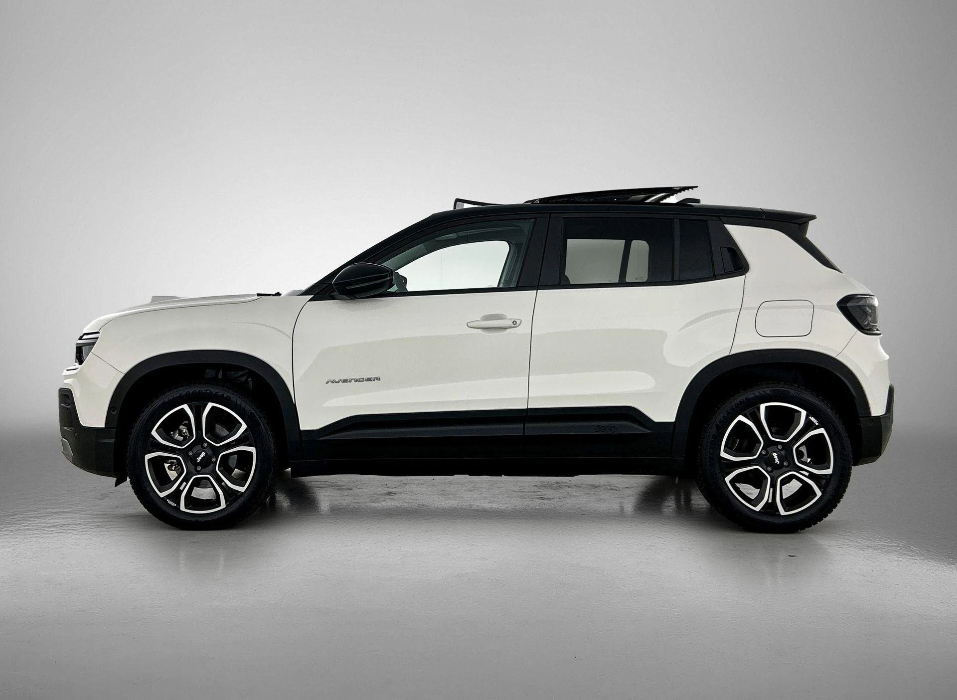 Jeep-Avenger-image-1