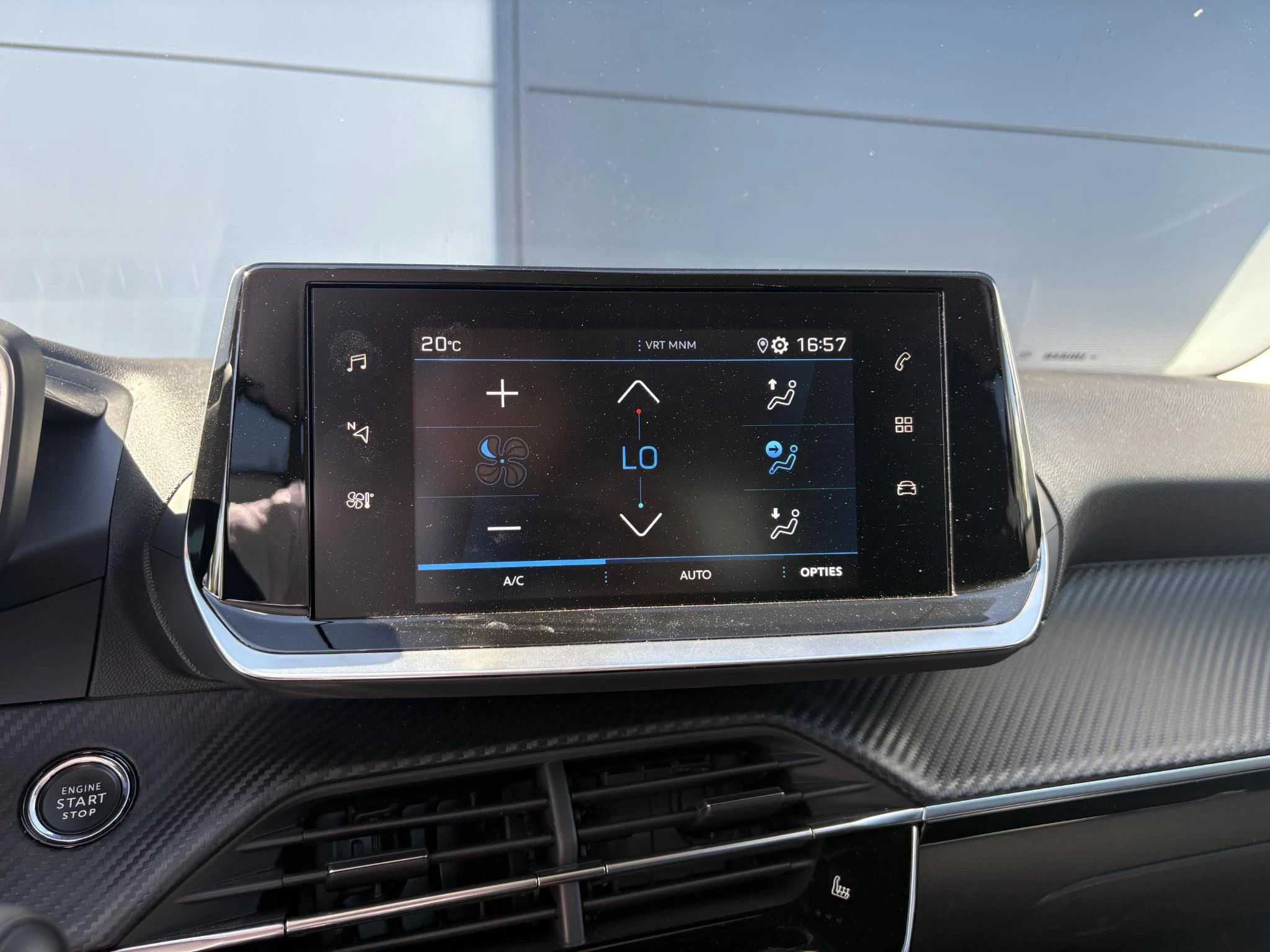 Peugeot-2008-image-17