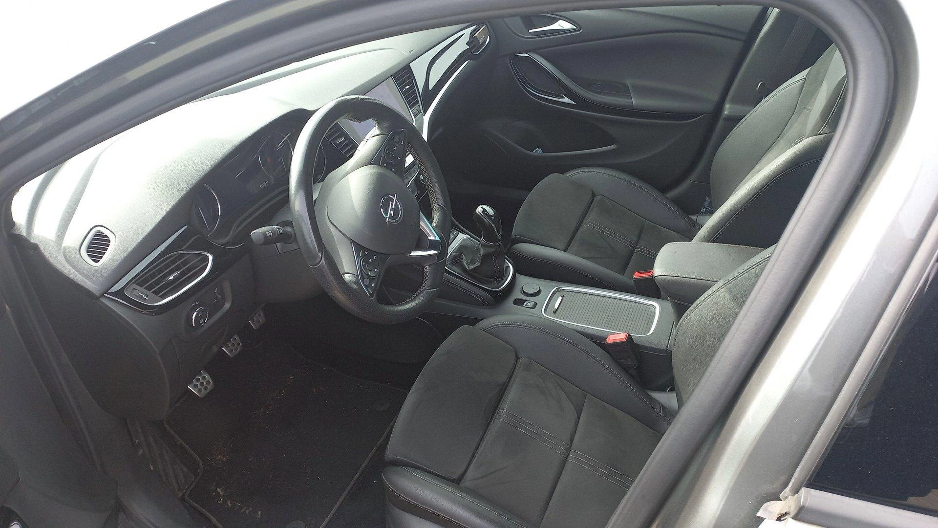 Opel-Astra-image-3