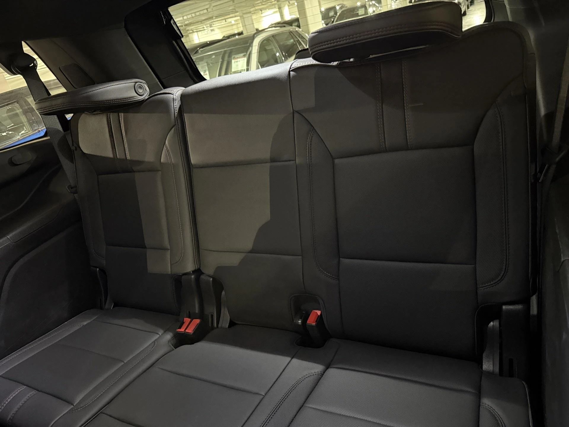 Chevrolet-Tahoe-image-13