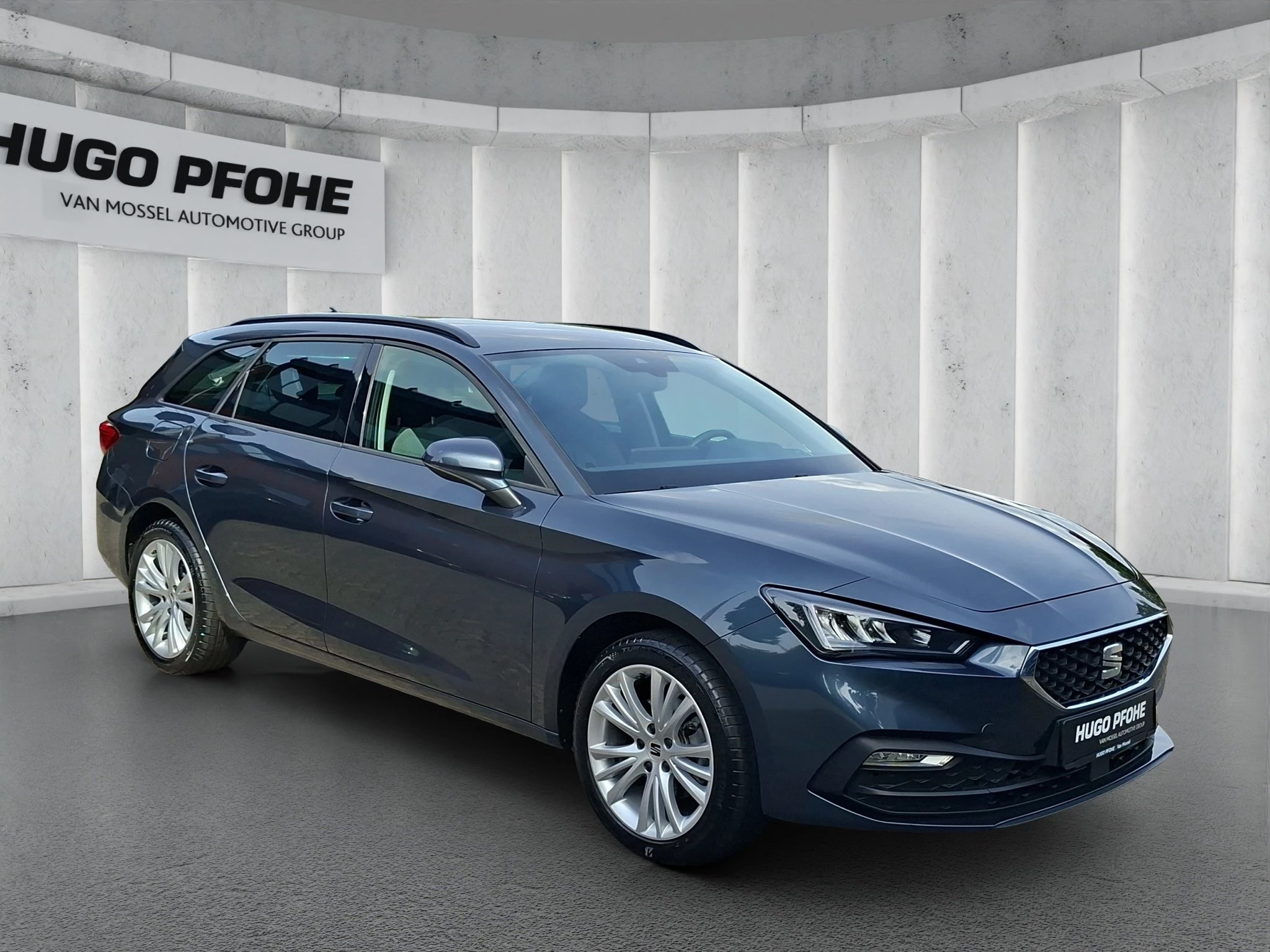 SEAT Leon Style Sportstourer 1.5 eTSI MHEV Aut. | LED | RFK | SHZ | Navi | LMF