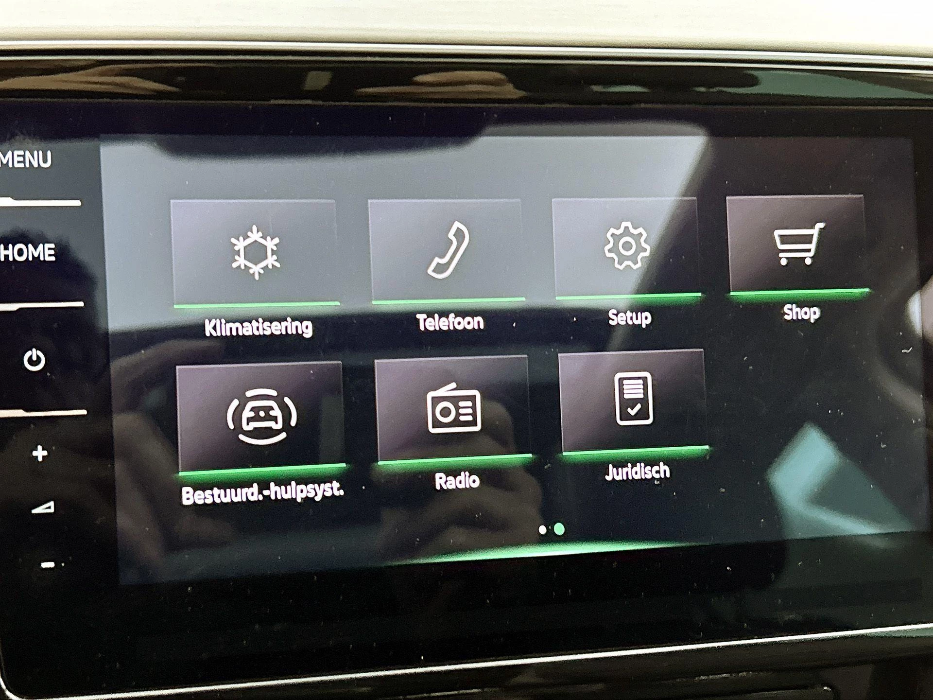 Volkswagen-Passat-image-11