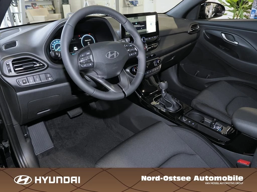 Hyundai i30 FL Kombi Advantage 2xKlima AUT DynLicht Kam.
